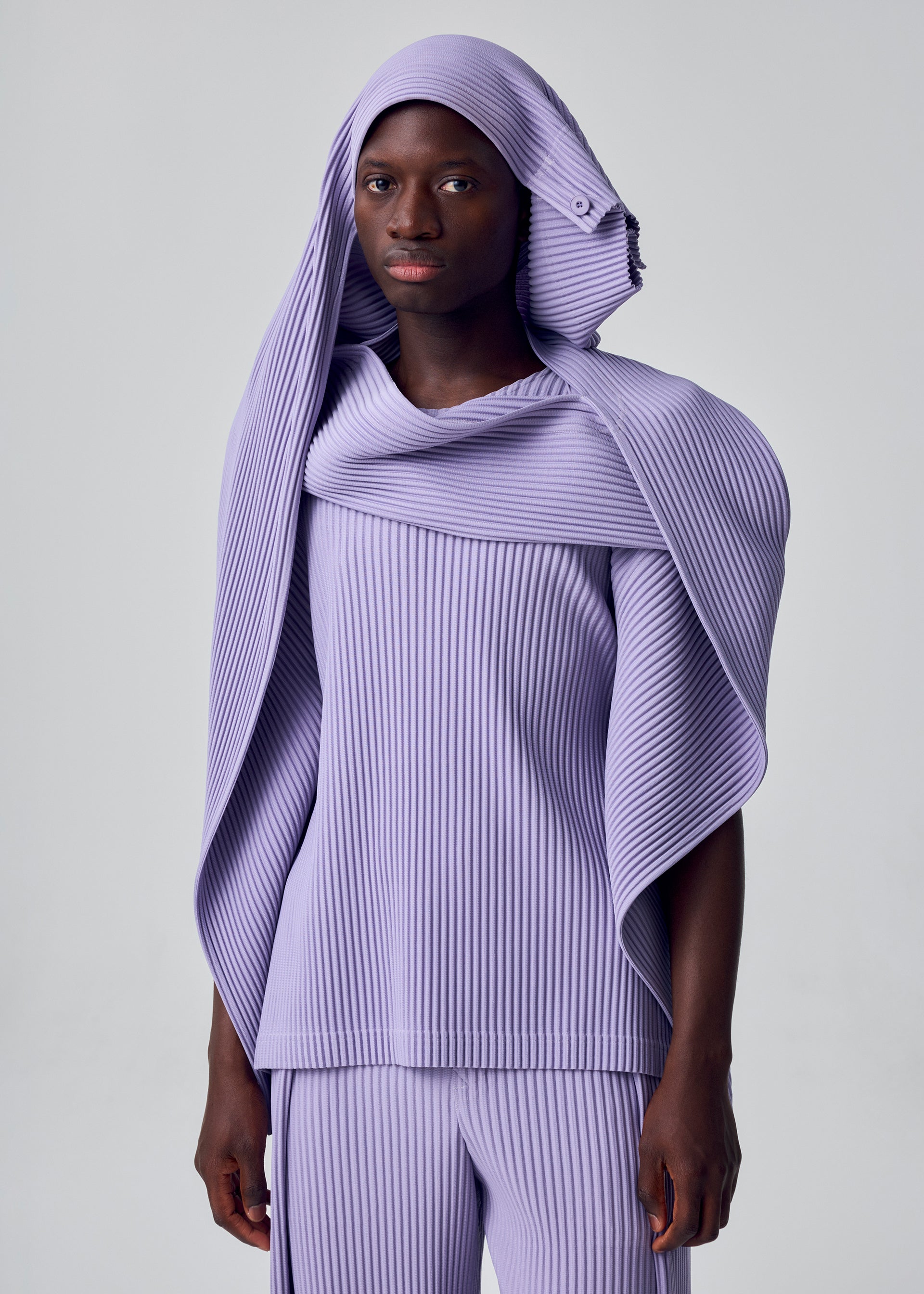 Issey Miyake Motion Blur HP63JK200 top šedý plisovaný