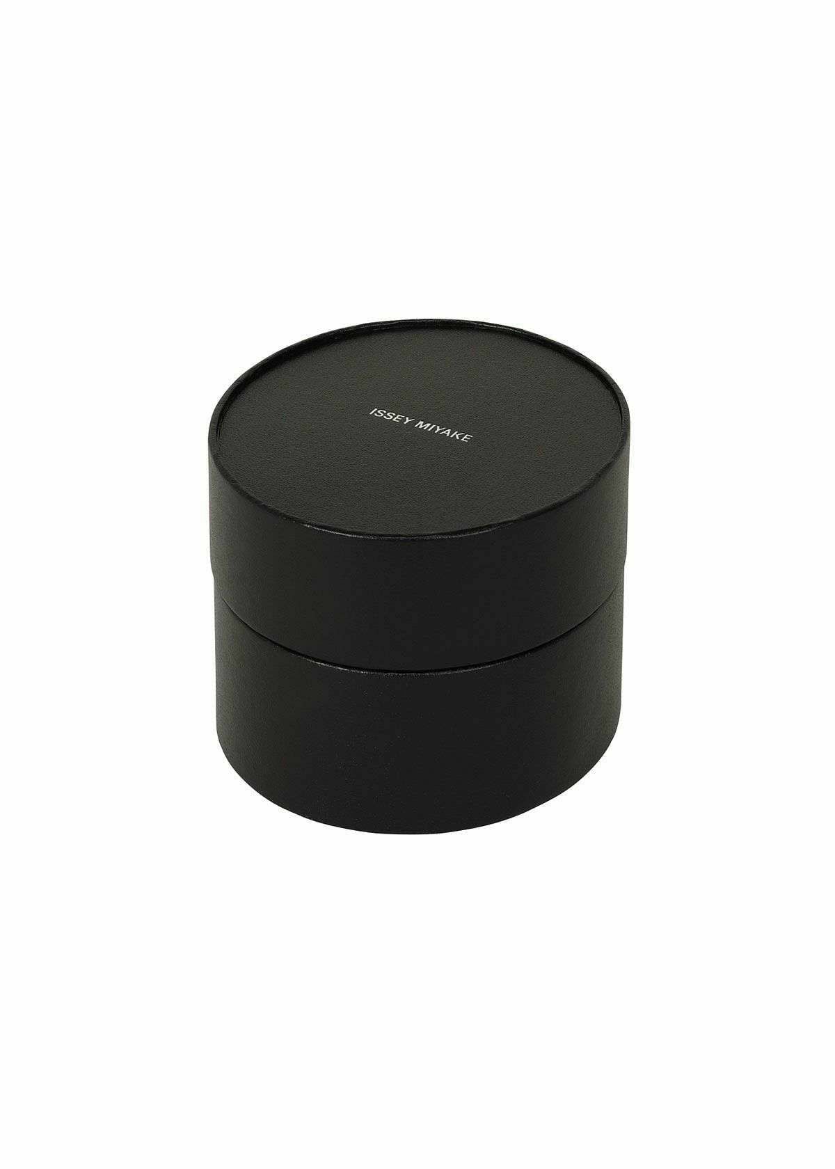 Issey Miyake Ellipse Mini hodinky černé