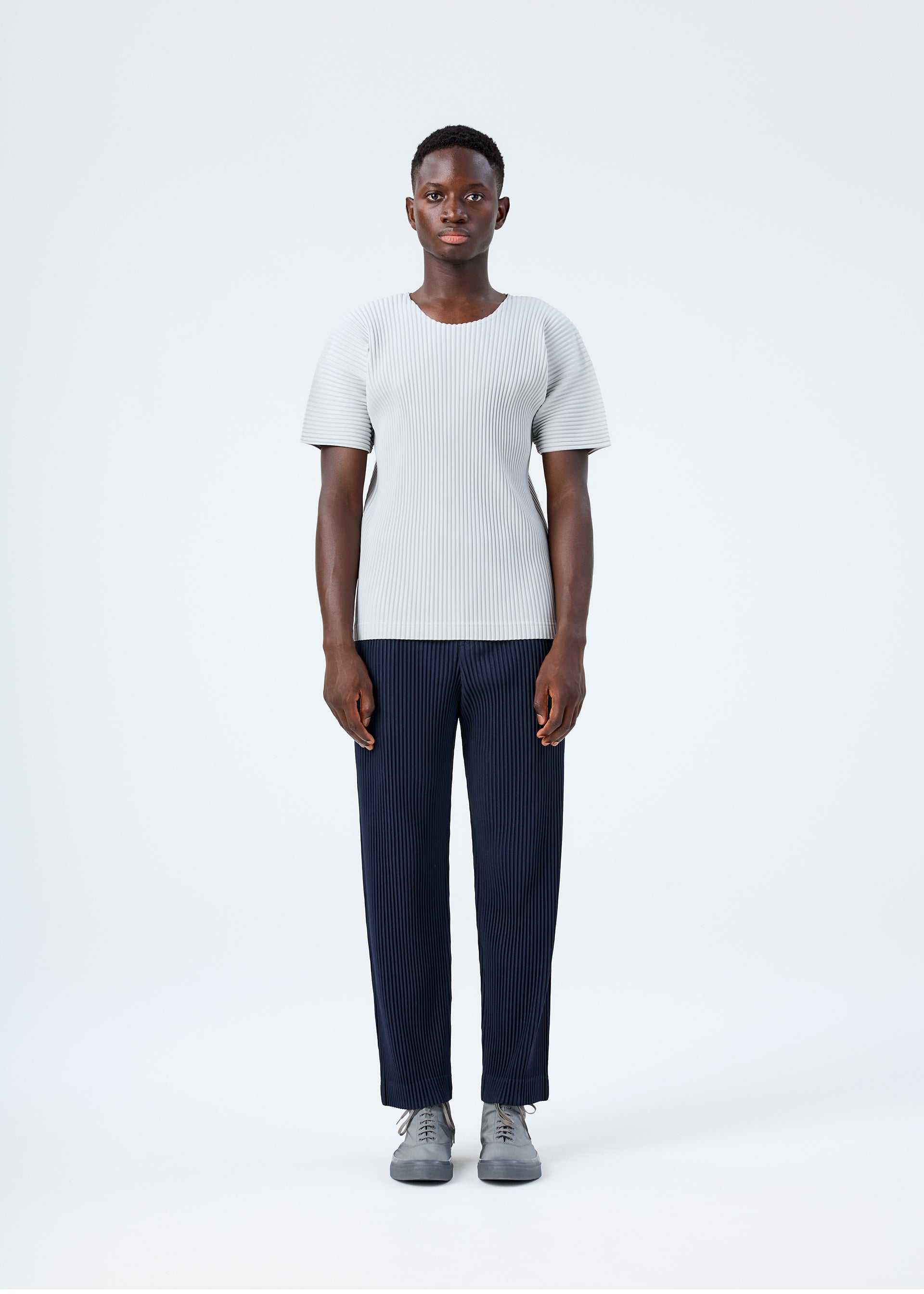Issey Miyake Basics tričko světle šedá polyesterové kulatý výstřih