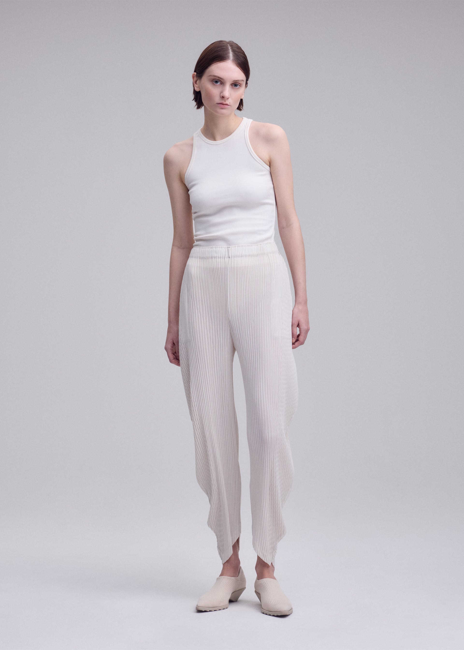 Issey Miyake Leaf Pleats kalhoty smetanové 2