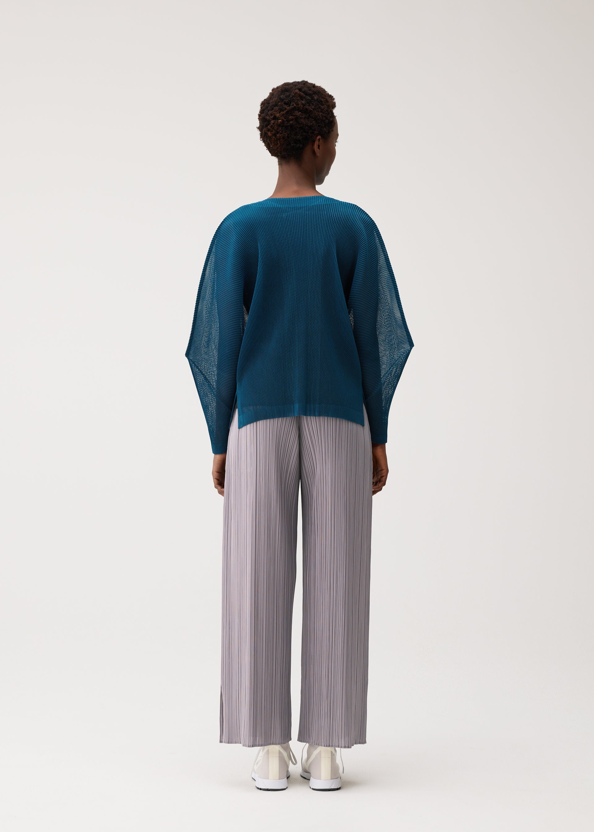 Issey Miyake Tatami August kardigan bílý síťovaný