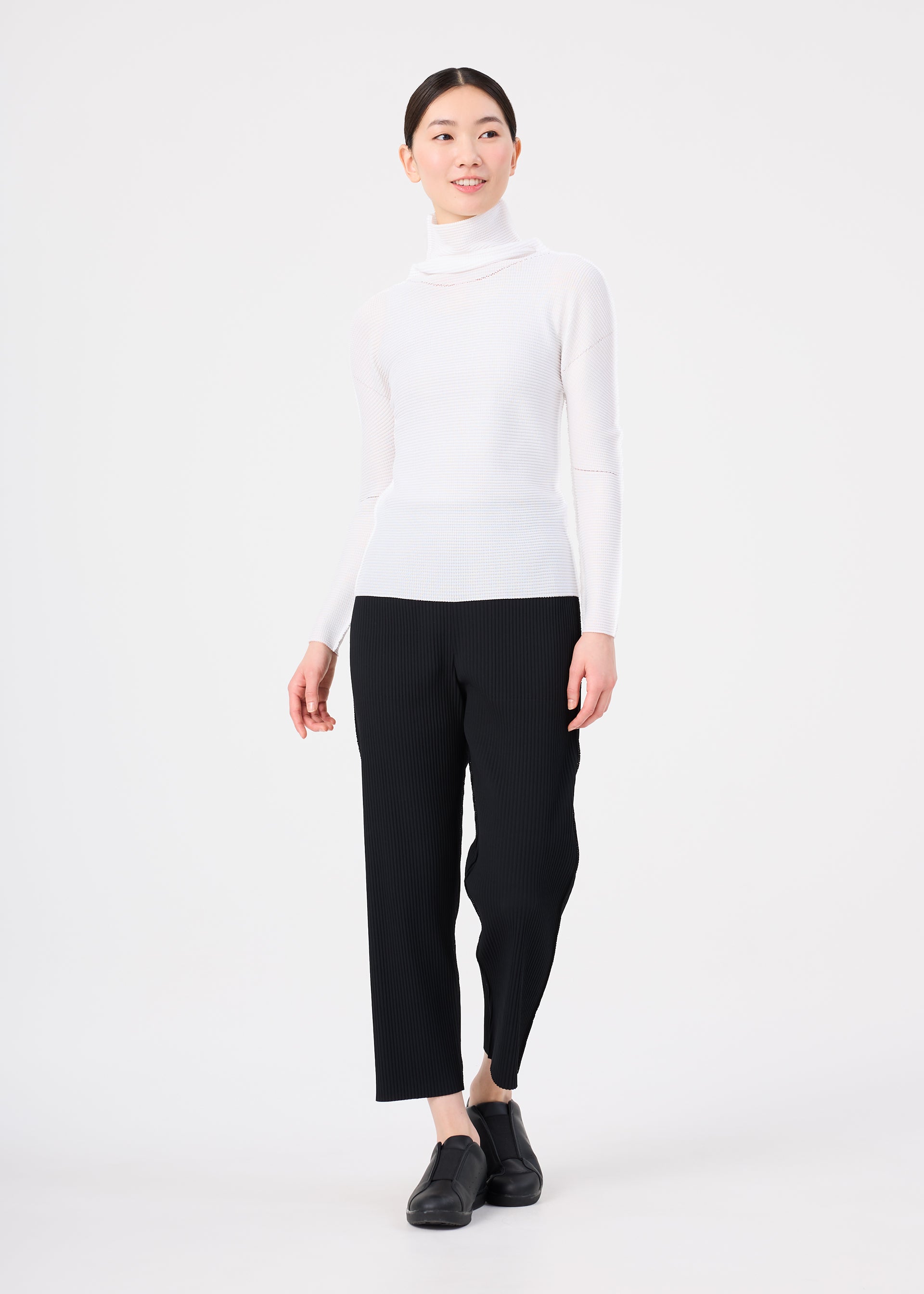 Issey Miyake Knit Stretch Pleats top černý rolák