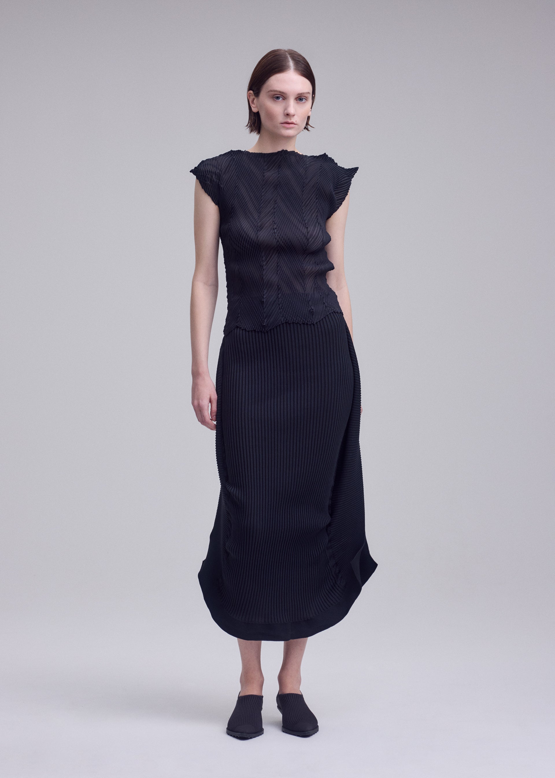 Issey Miyake Zigzag Pleats top světle modrá krátký rukáv