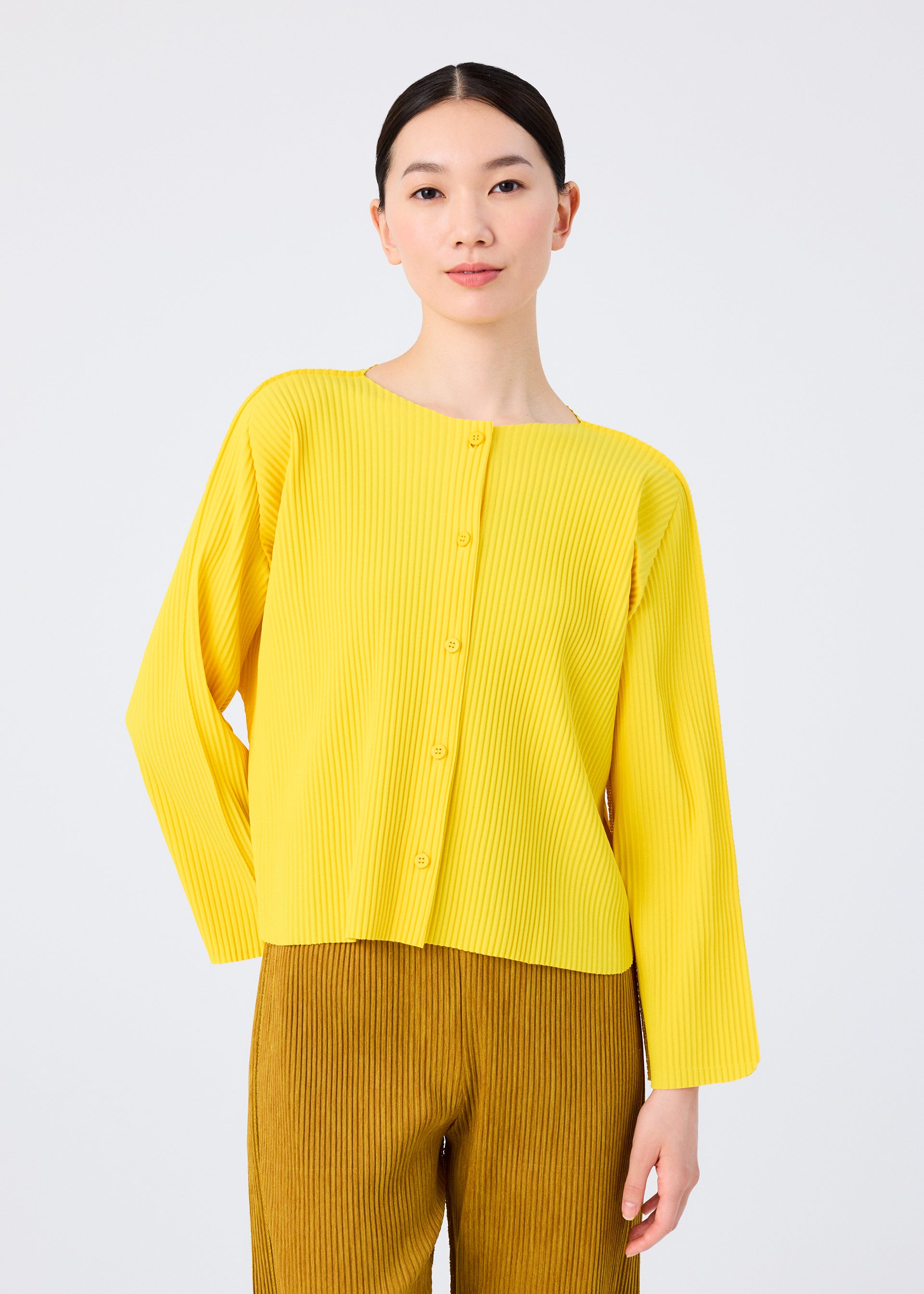 Issey Miyake Round Pleats kardigan žlutý