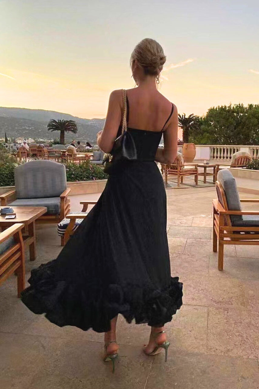Norielle Intemporelle dlouhé šaty černé na ramínka s volánem