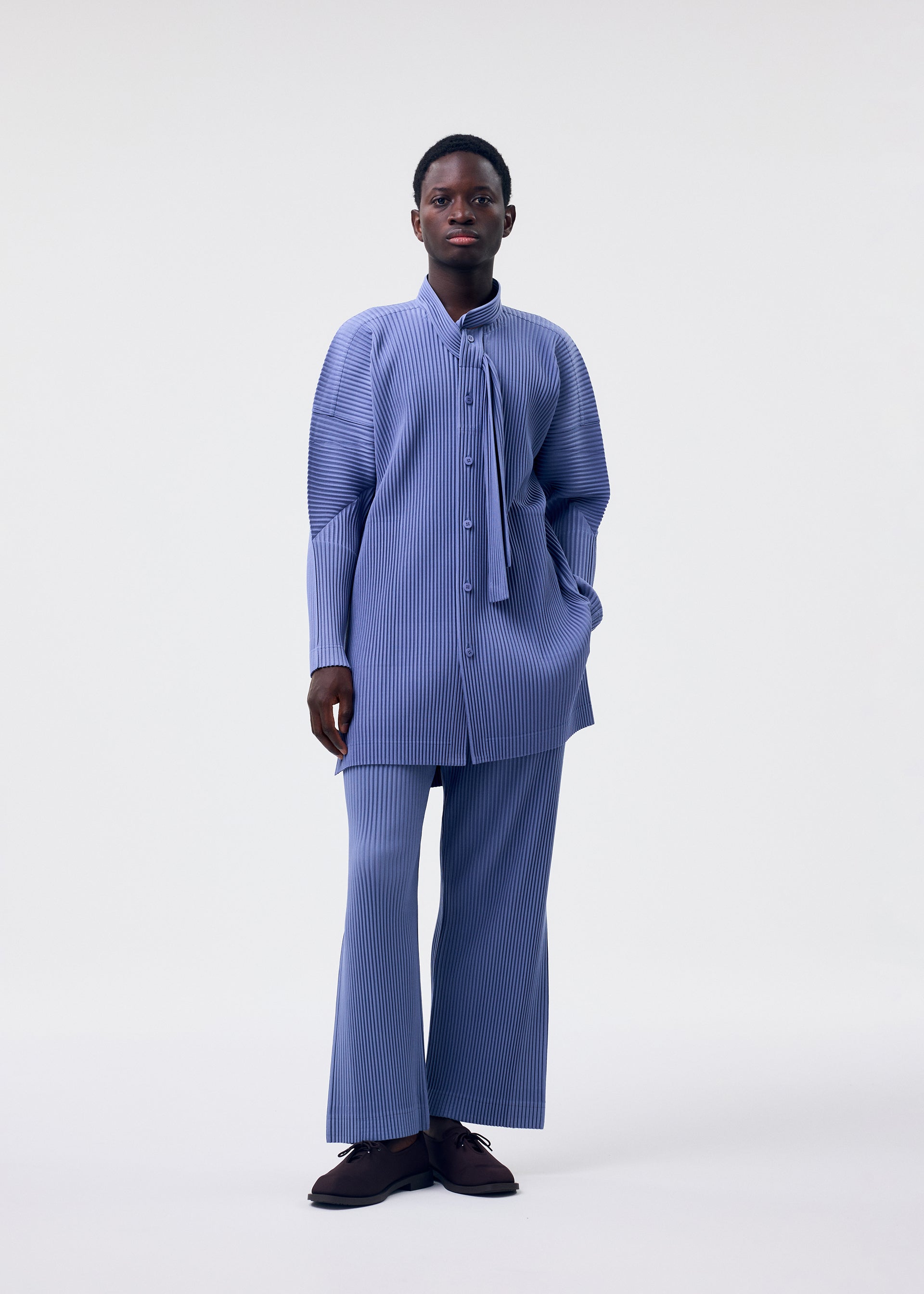 Issey Miyake Monthly Colors February košile černá