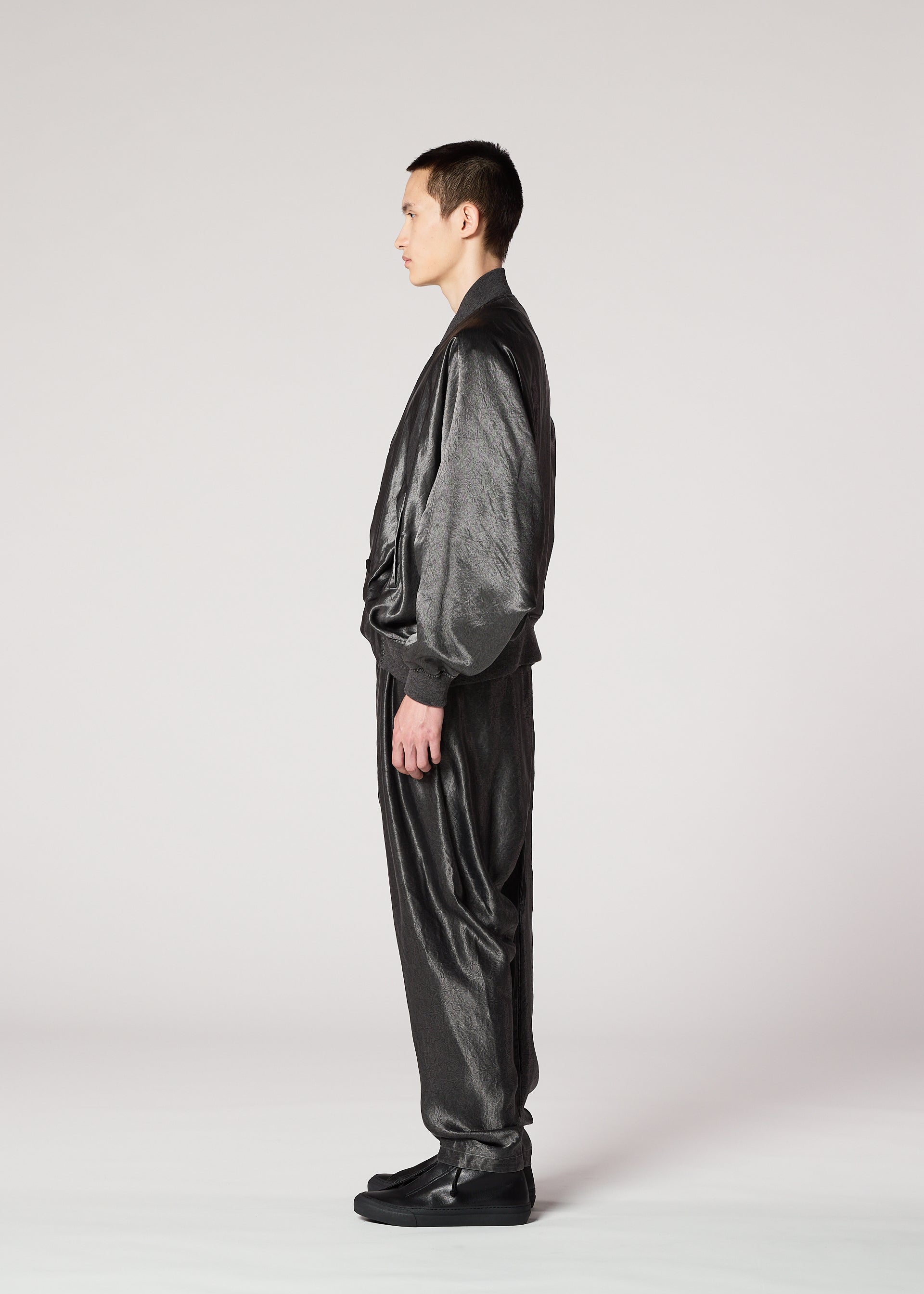 Issey Miyake Satin Wash bunda charcoal gray acetátová