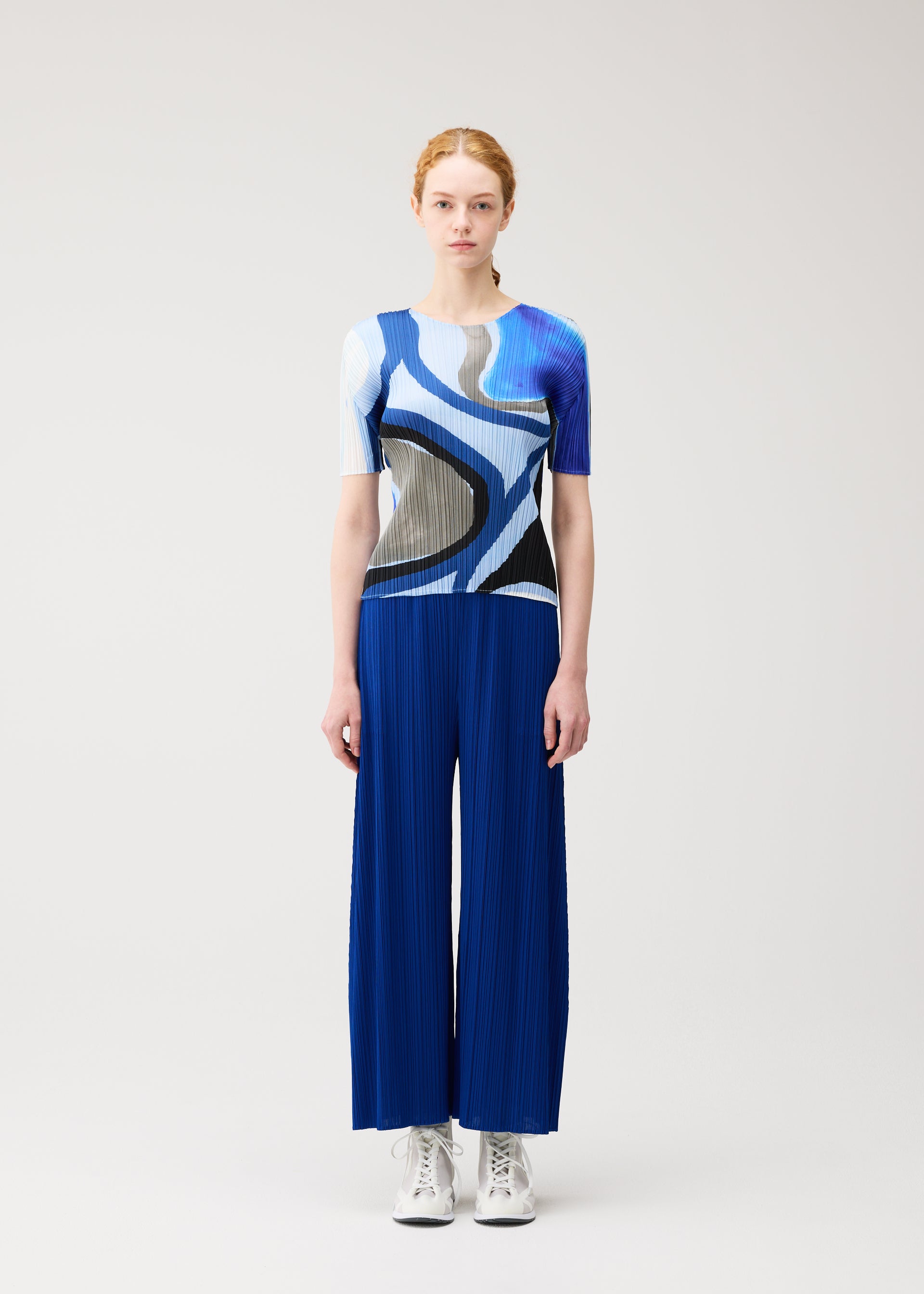 Pleats Please Roll PP63103 top light blue vel. 3 vzor