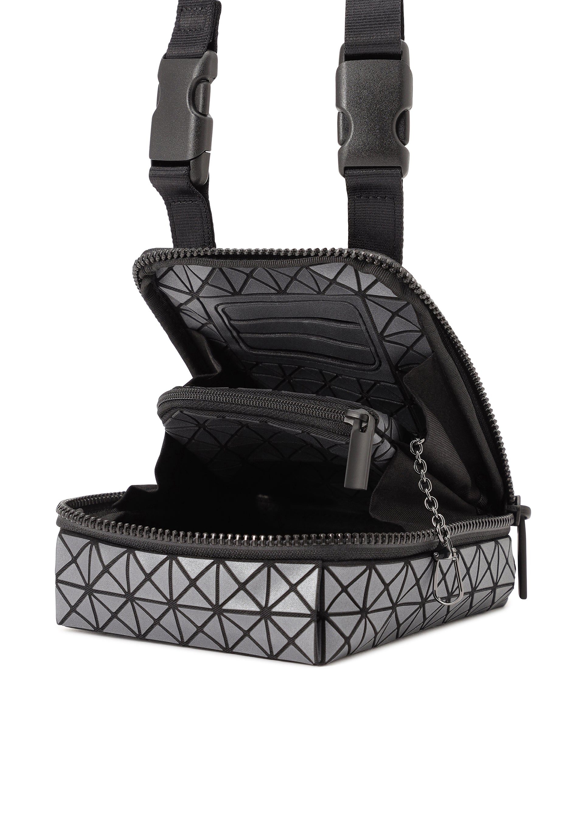Issey Miyake Bao Bao Beetle Reflector pouzdro šedá