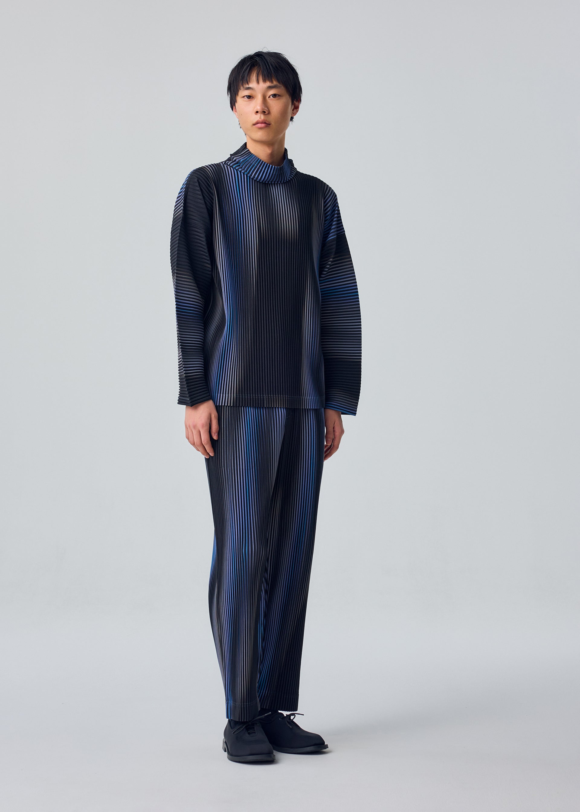 Issey Miyake Blend of Lights top modrý