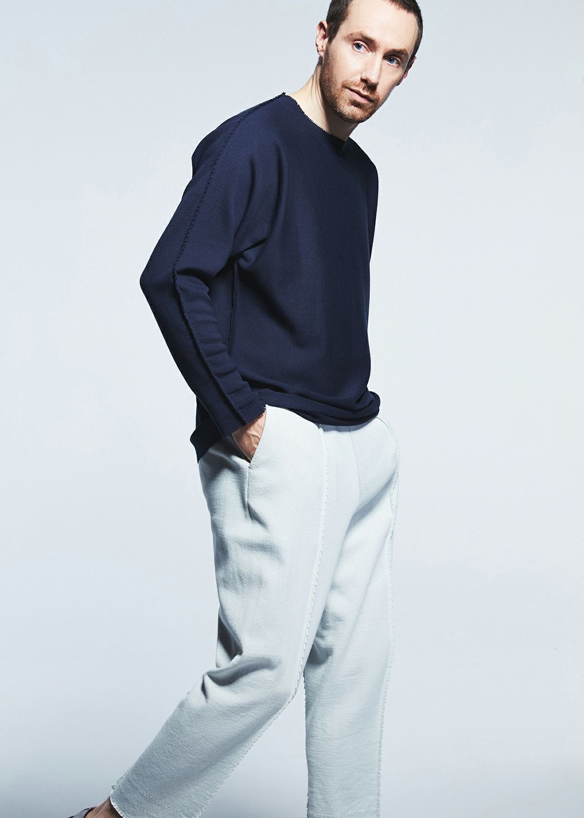 Issey Miyake Type-A Basics tričko bílé s dlouhým rukávem