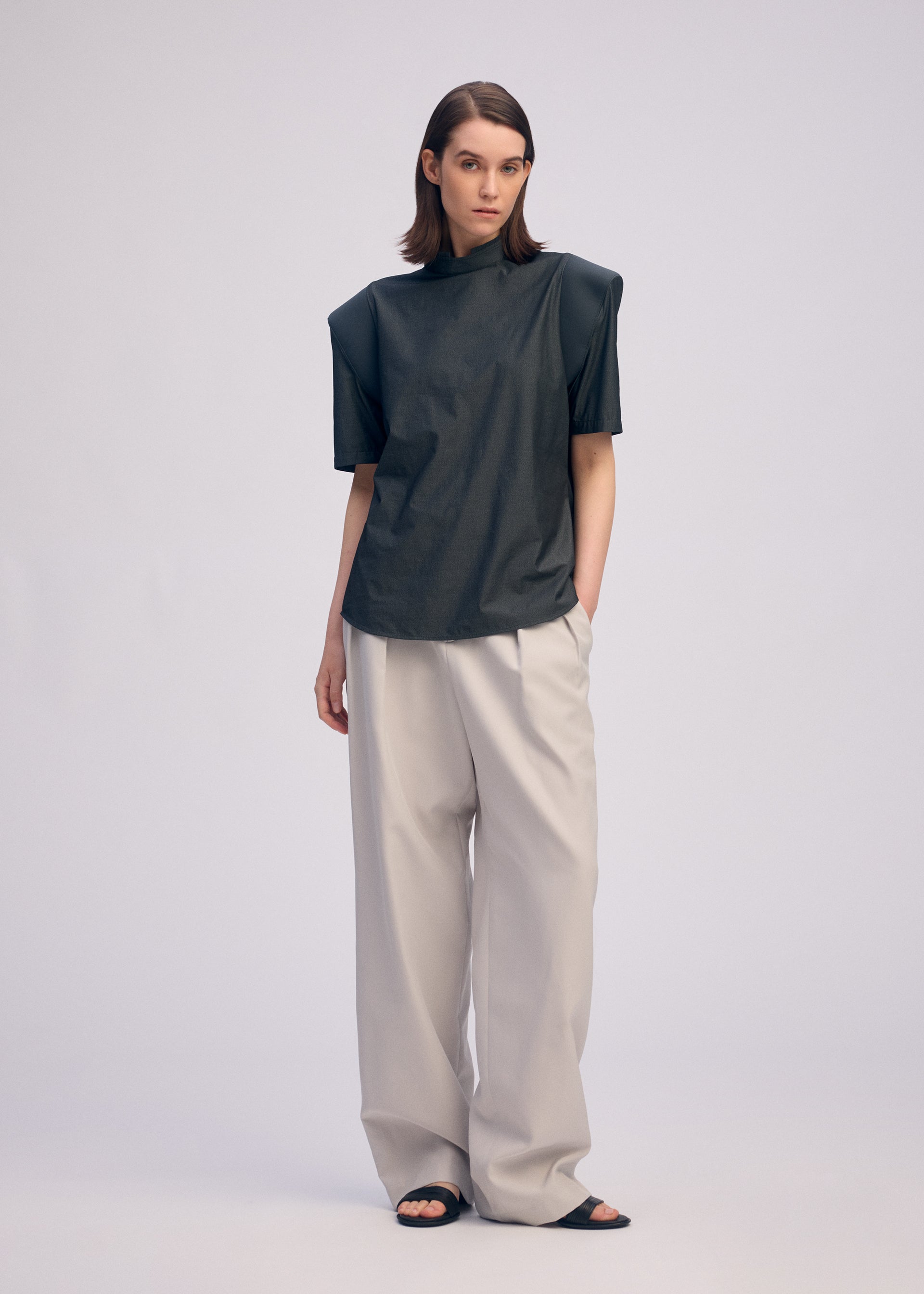Issey Miyake Mute tričko Light Gray s krátkým rukávem