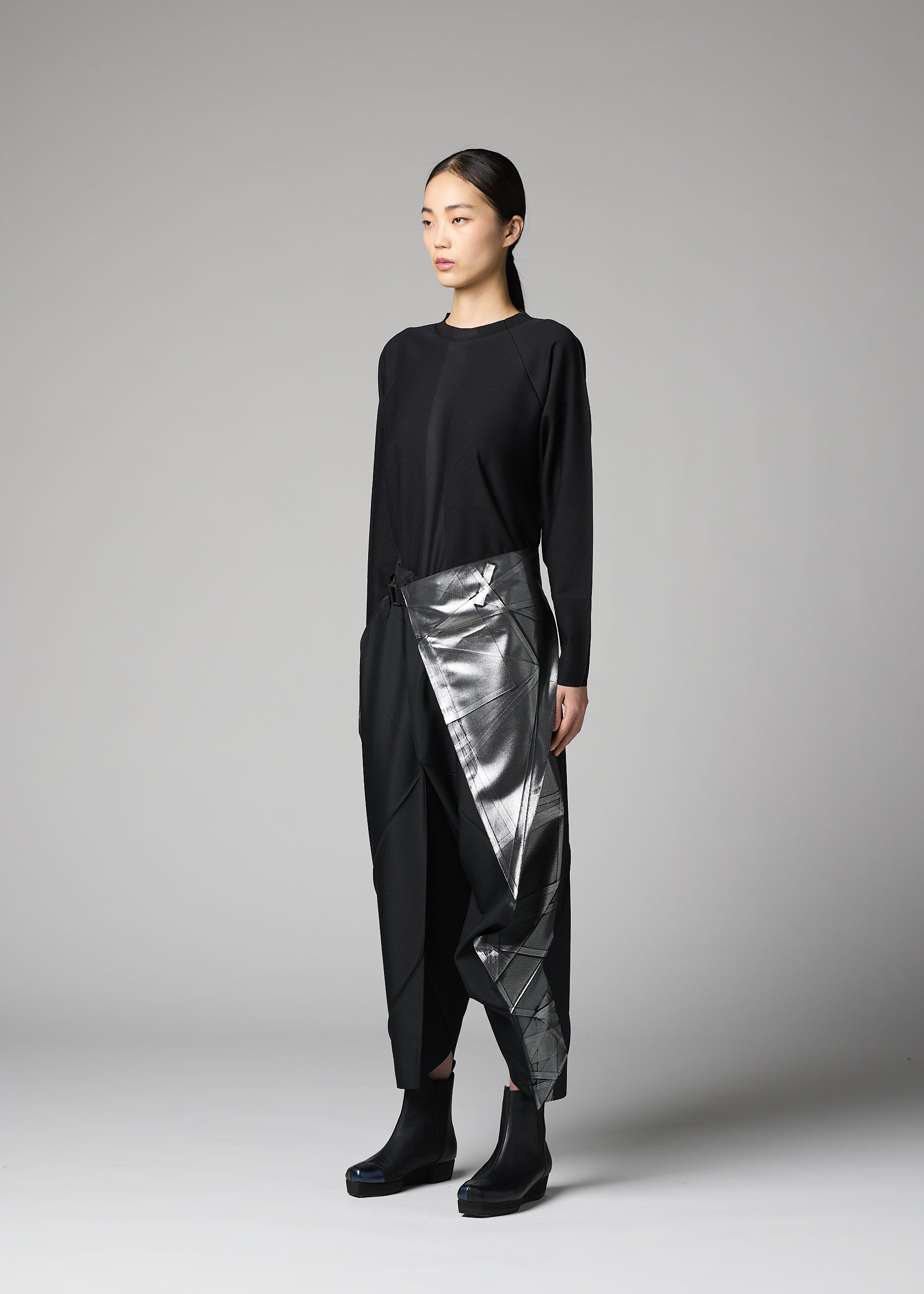 Issey Miyake 132 5. F-BT kalhoty Black Silver vel. 3 recyklované