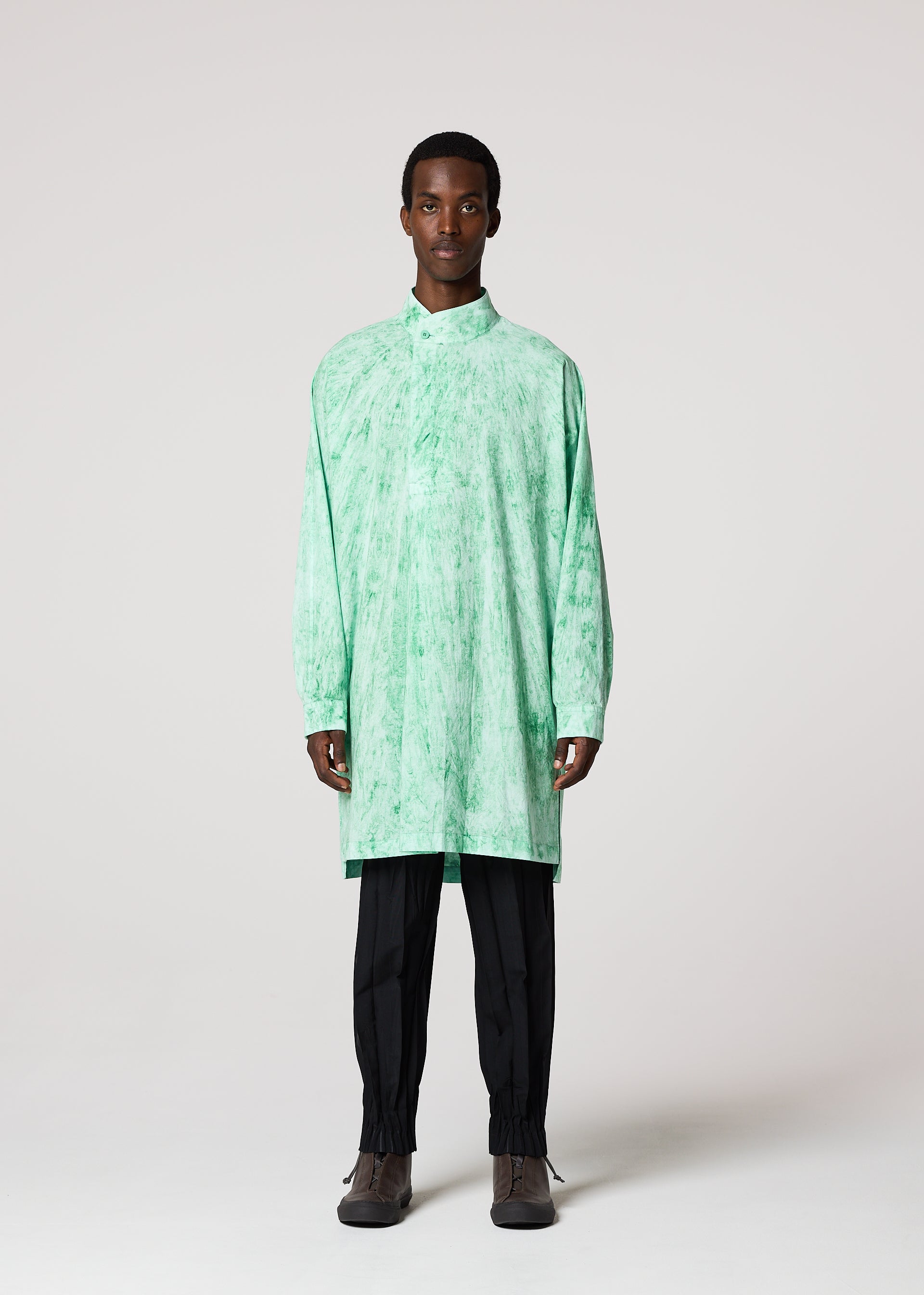 Issey Miyake Spec Shirt pánská košile černá mačkaná