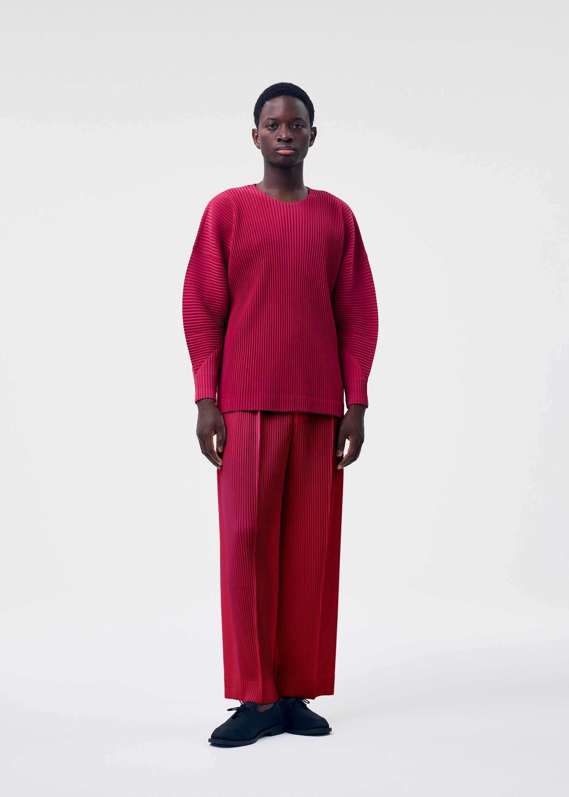 Issey Miyake MONTHLY COLORS JANUARY top černá dlouhý rukáv
