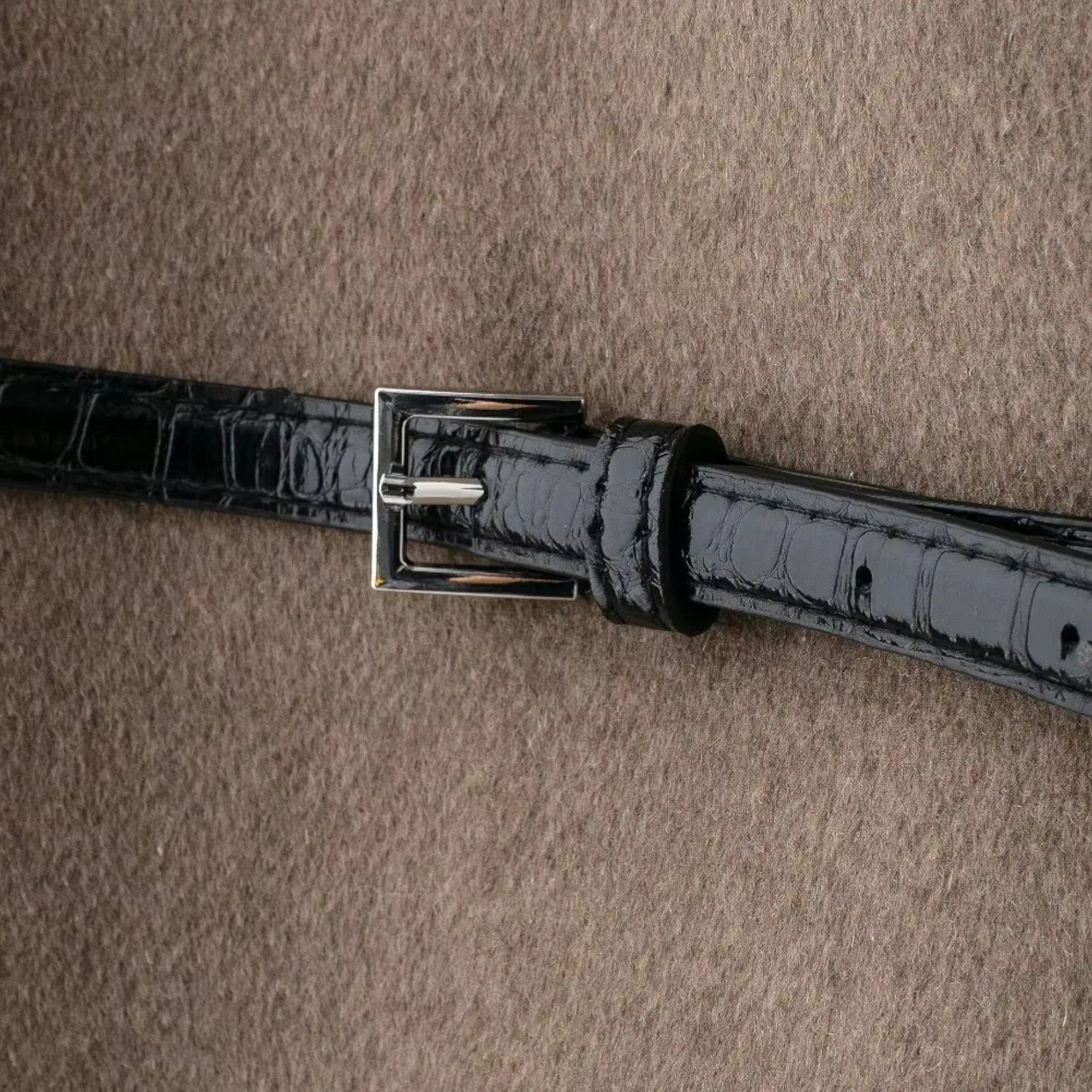 Norielle elegantní zavinovací svetr s páskem khaki