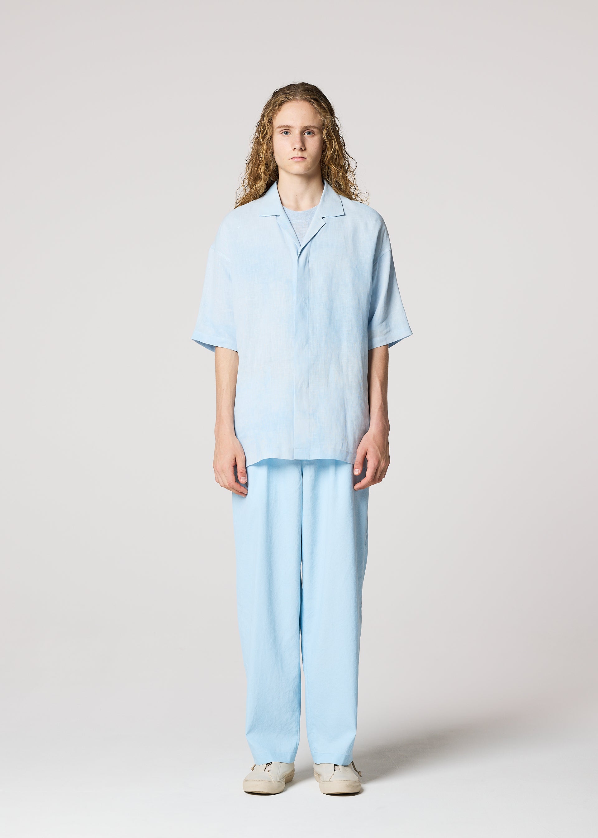 Issey Miyake Floating Linen pánská košile blue lněná