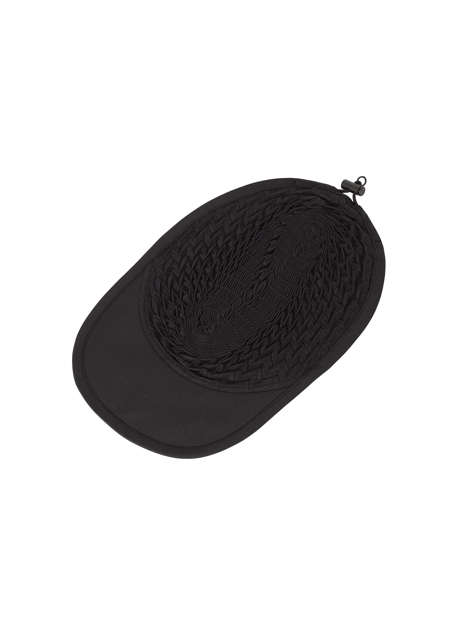 Issey Miyake Type-O Cap kšiltovka ivory geometrická