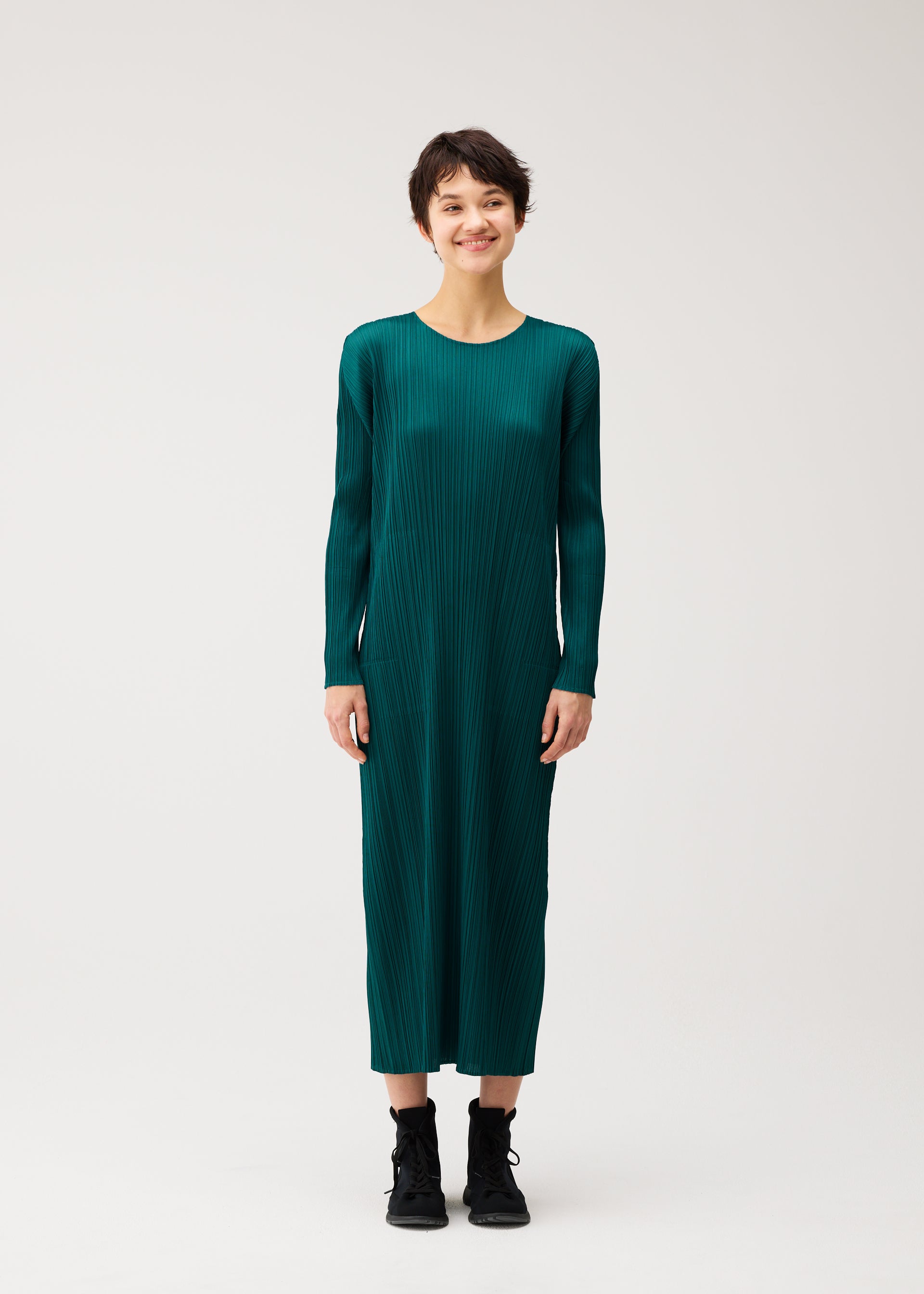 Issey Miyake Monthly Colors October šaty zelené s kapsami