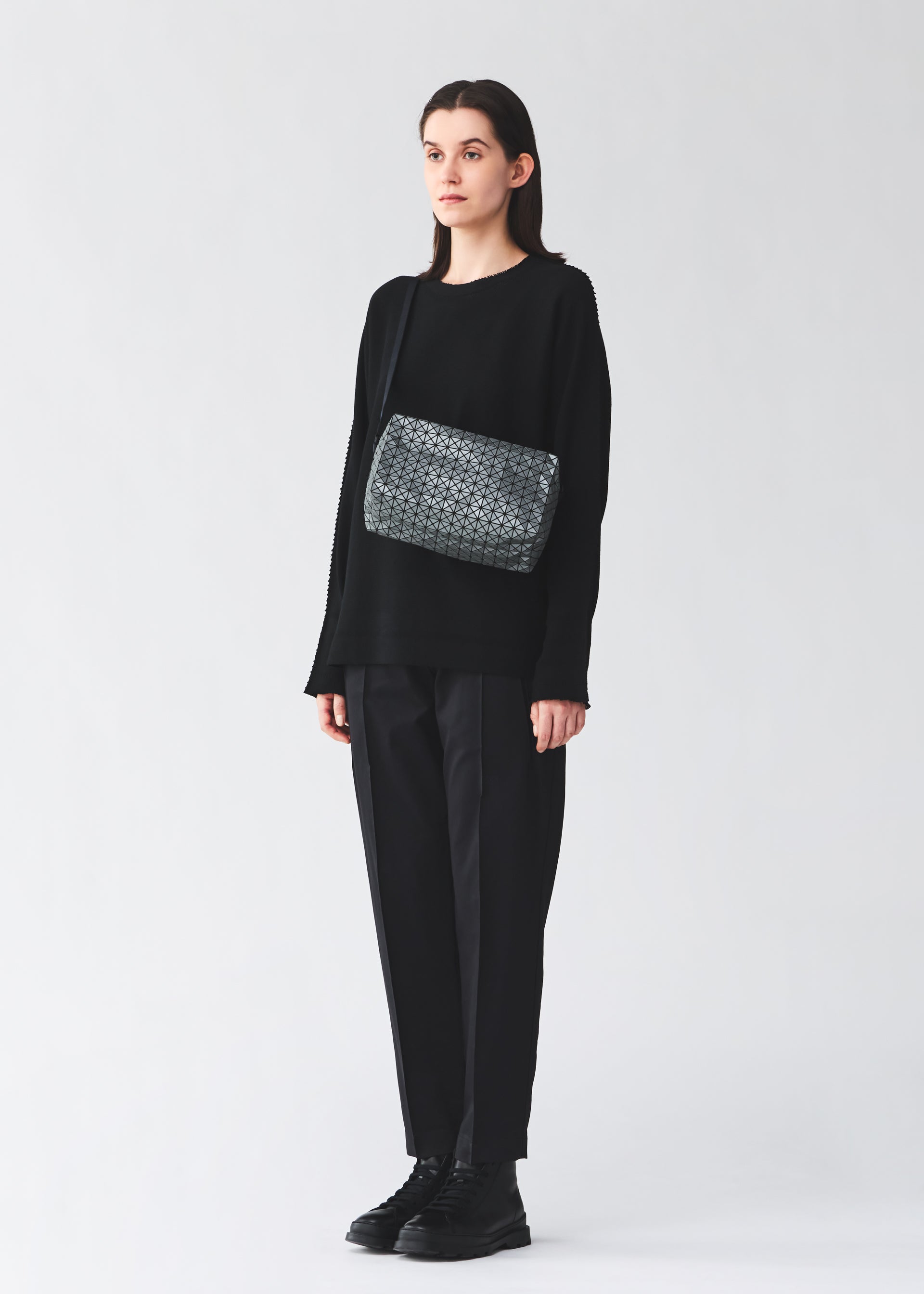 Issey Miyake Saddle Bag Reflector kabelka měděná