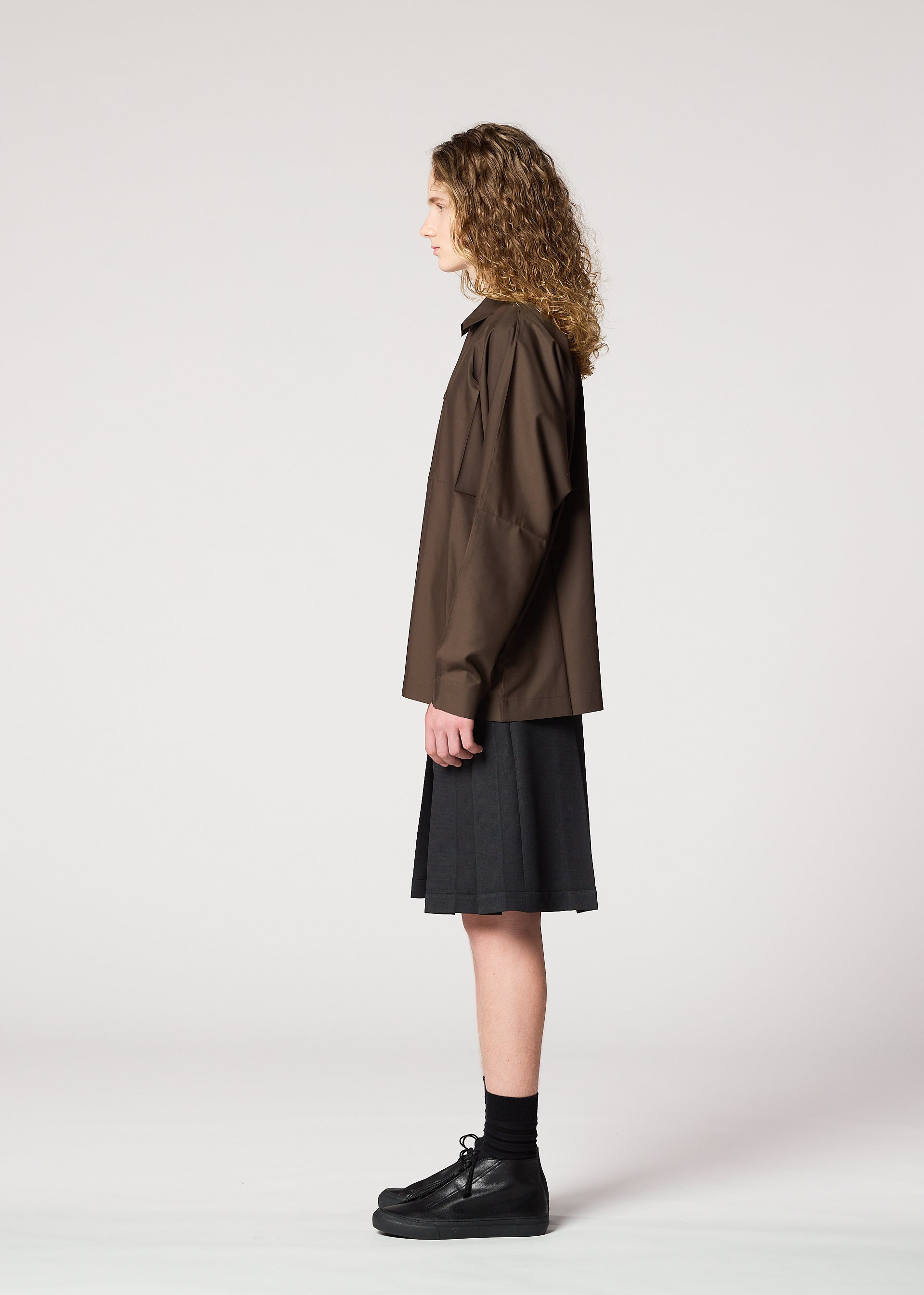 Issey Miyake Cornice pánské šortky charcoal gray vel. 2 s puky