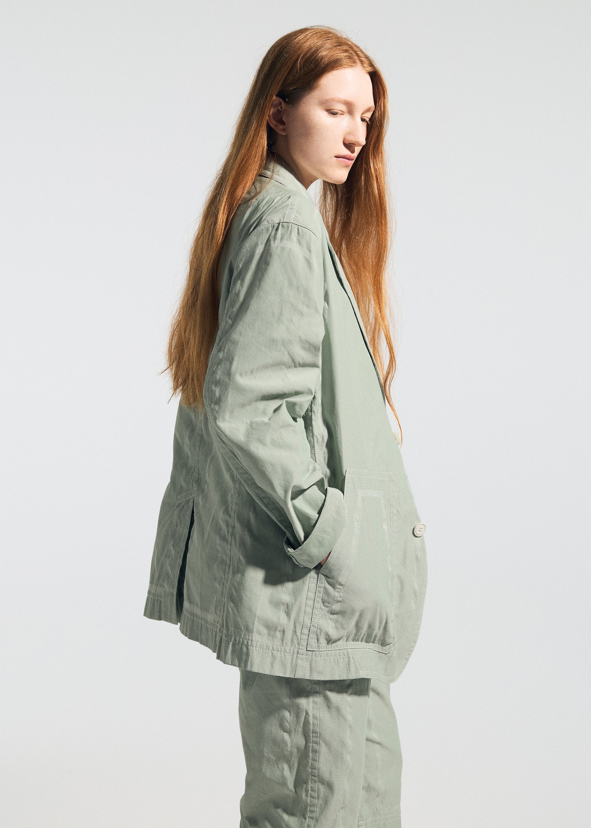 Issey Miyake Type-U 001 bunda ivory tvarovací