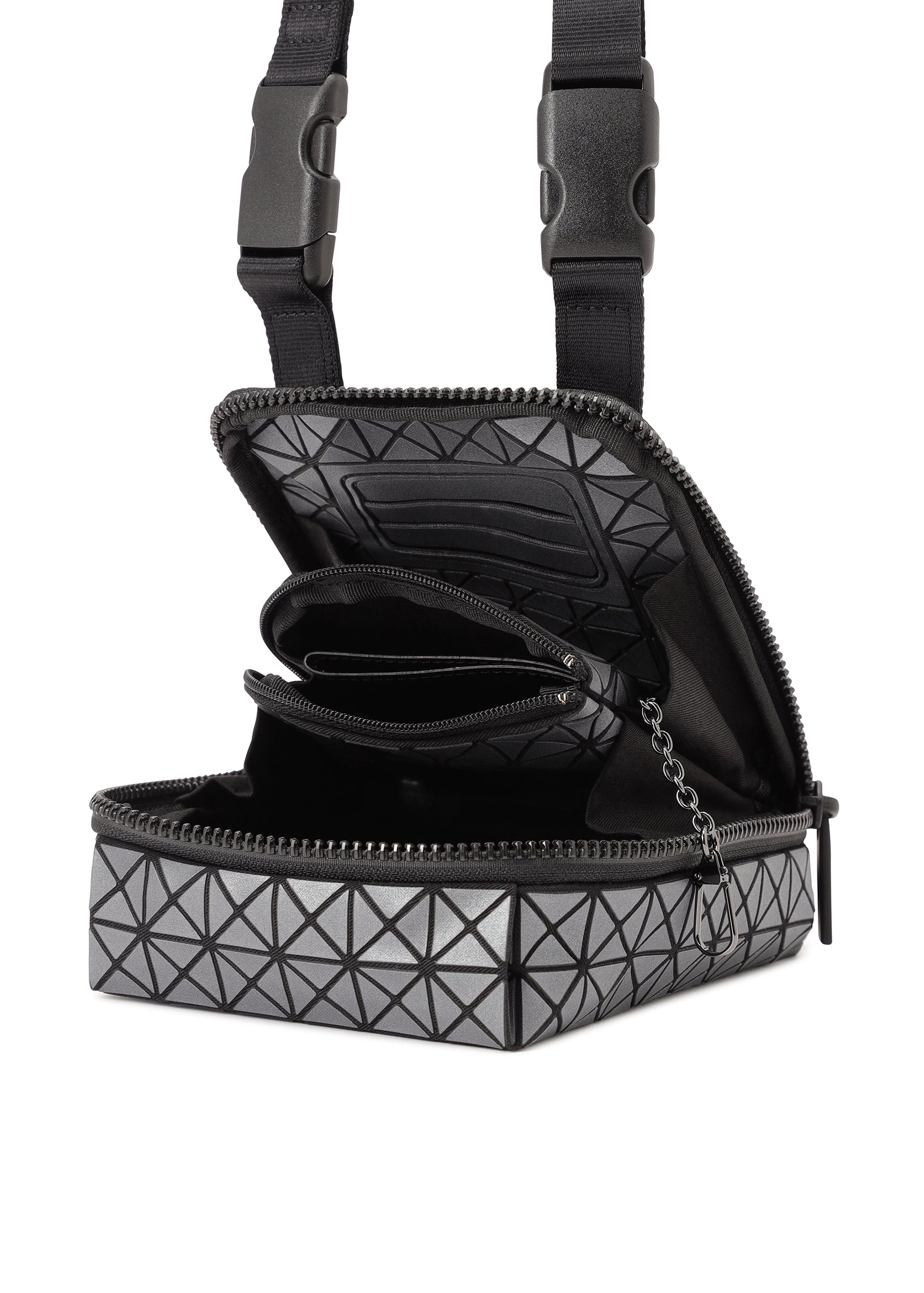 Issey Miyake Bao Bao Beetle Reflector pouzdro šedá