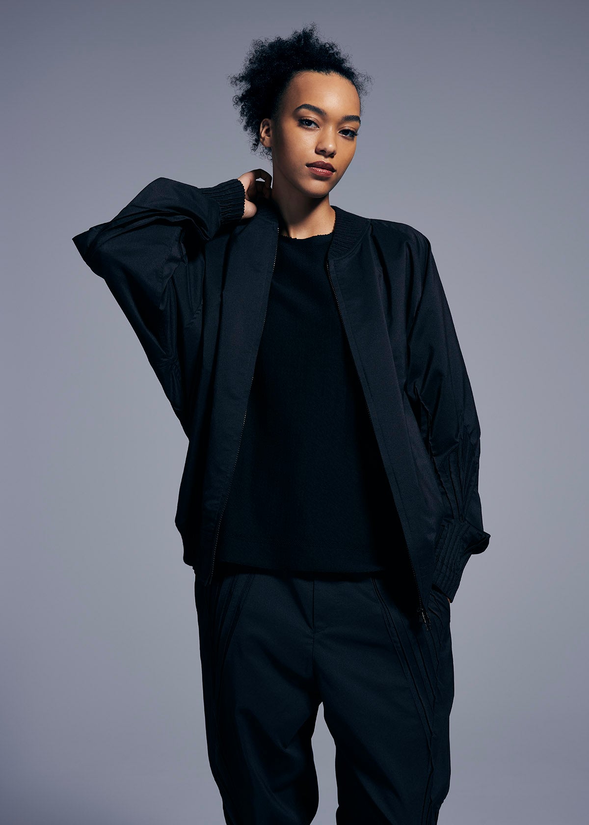 Issey Miyake Type-S Basics cropped kalhoty Black strečové
