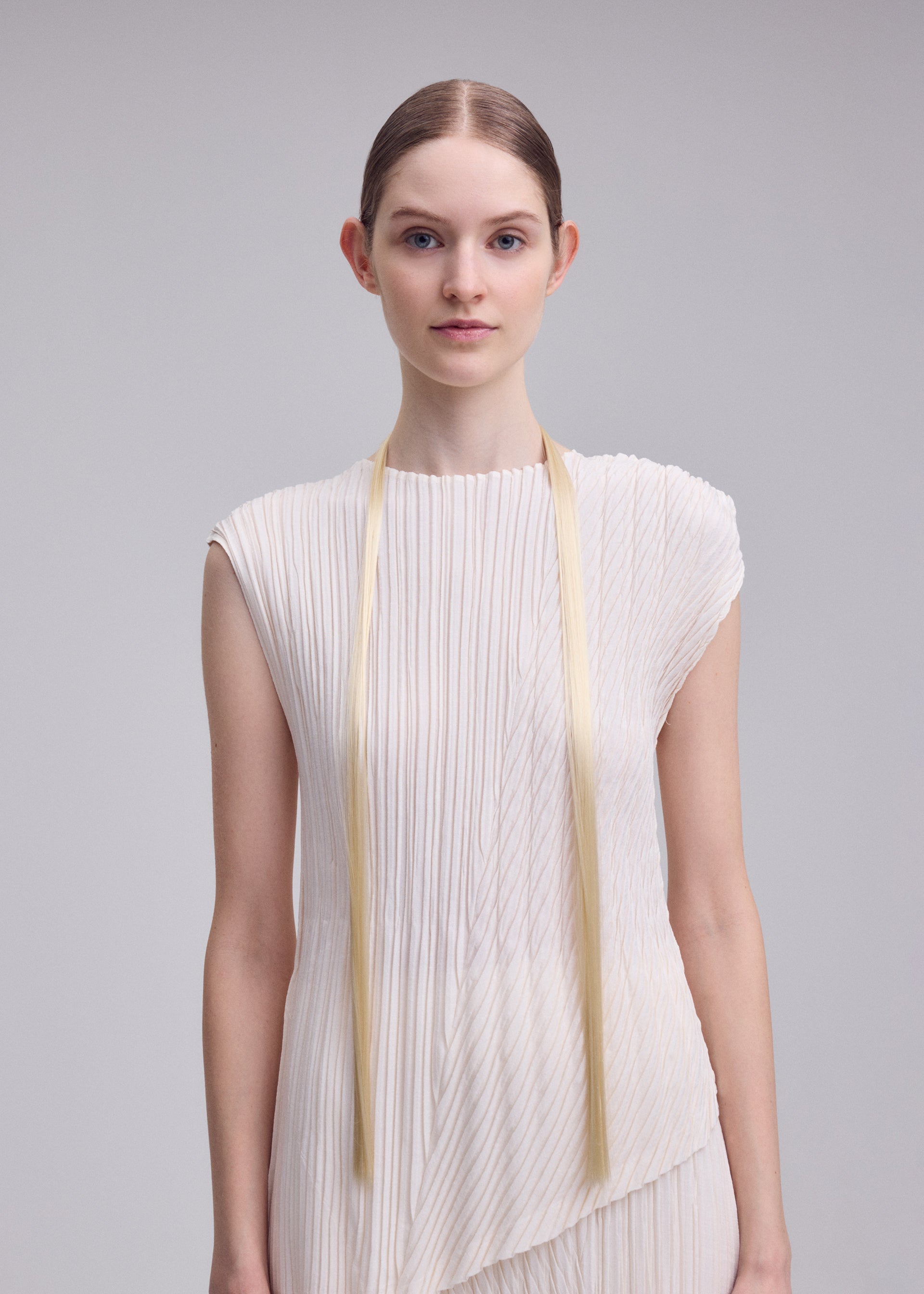 Issey Miyake Hair Strand Acc lariat černý