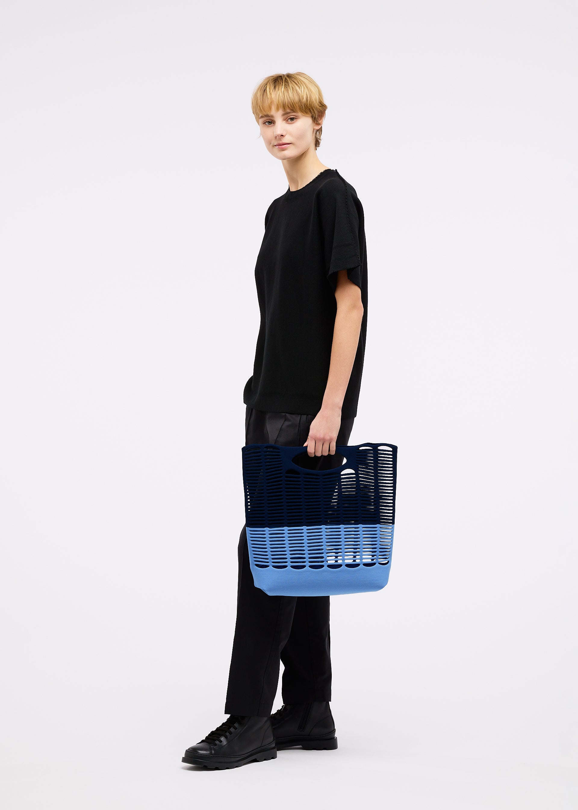 Issey Miyake Good Goods Mokko Bi-Color tote Black Khaki