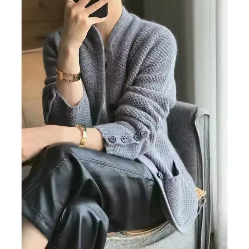 Norielle Elegant Strik kardigan s knoflíky béžový