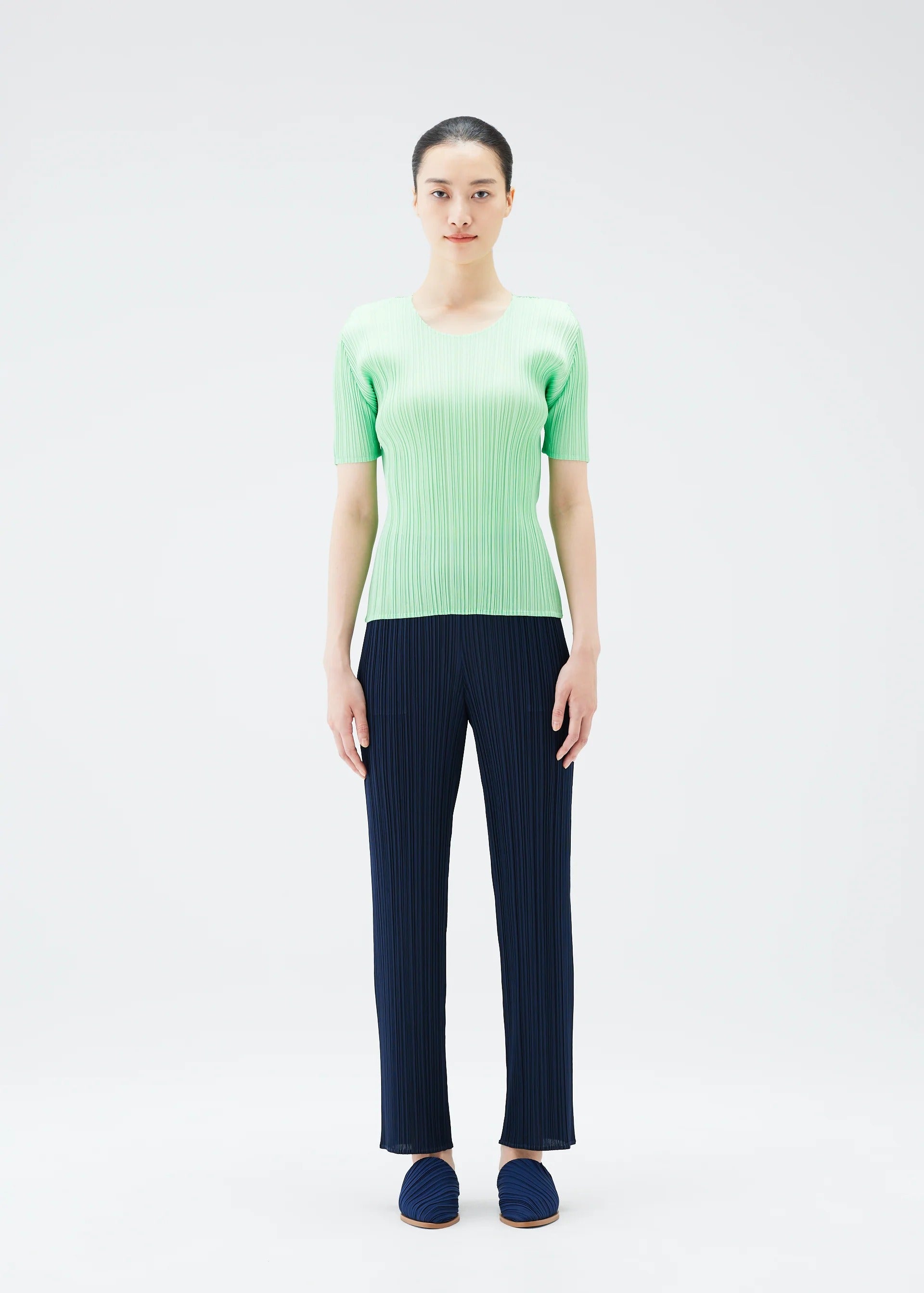 Issey Miyake New Colorful Basics 4 triko carmine 3