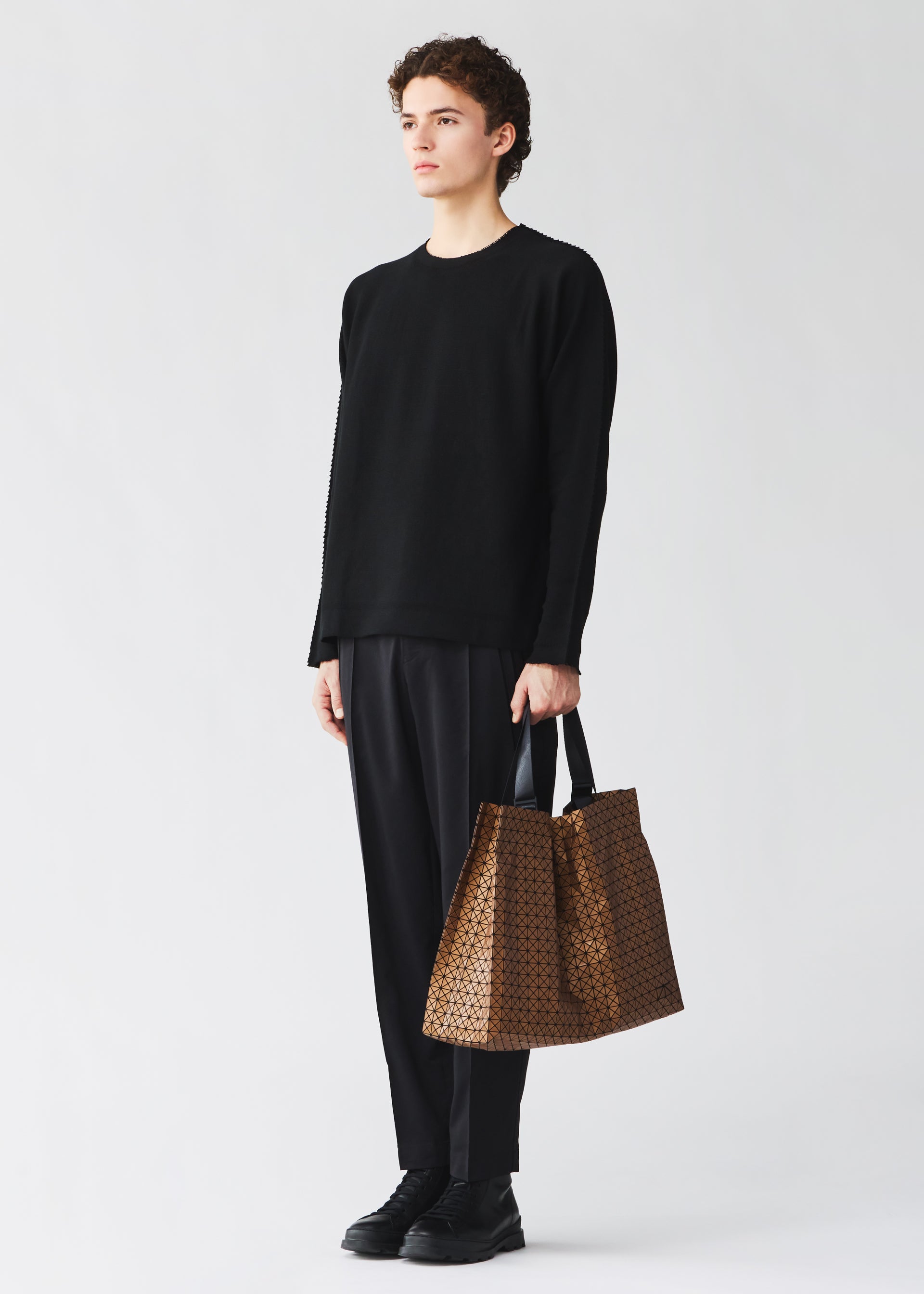 Issey Miyake CART REFLECTOR tote měděná reflexní A4
