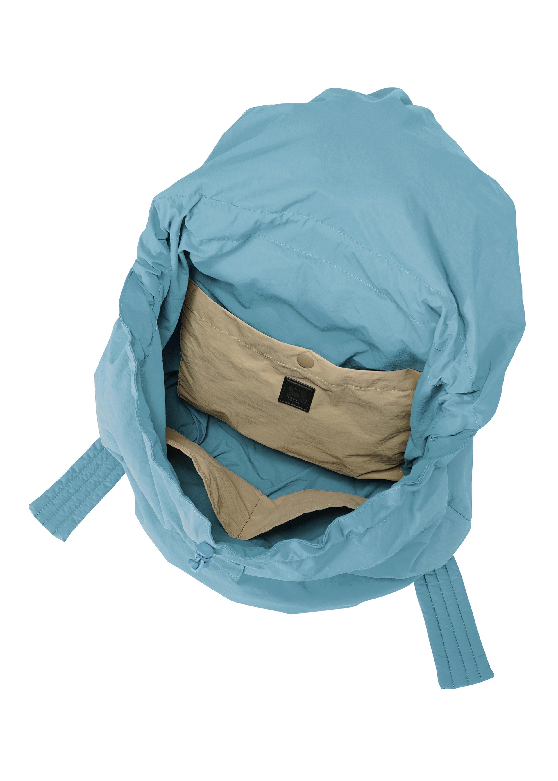 Issey Miyake Fuwa Fuwa lehký batoh