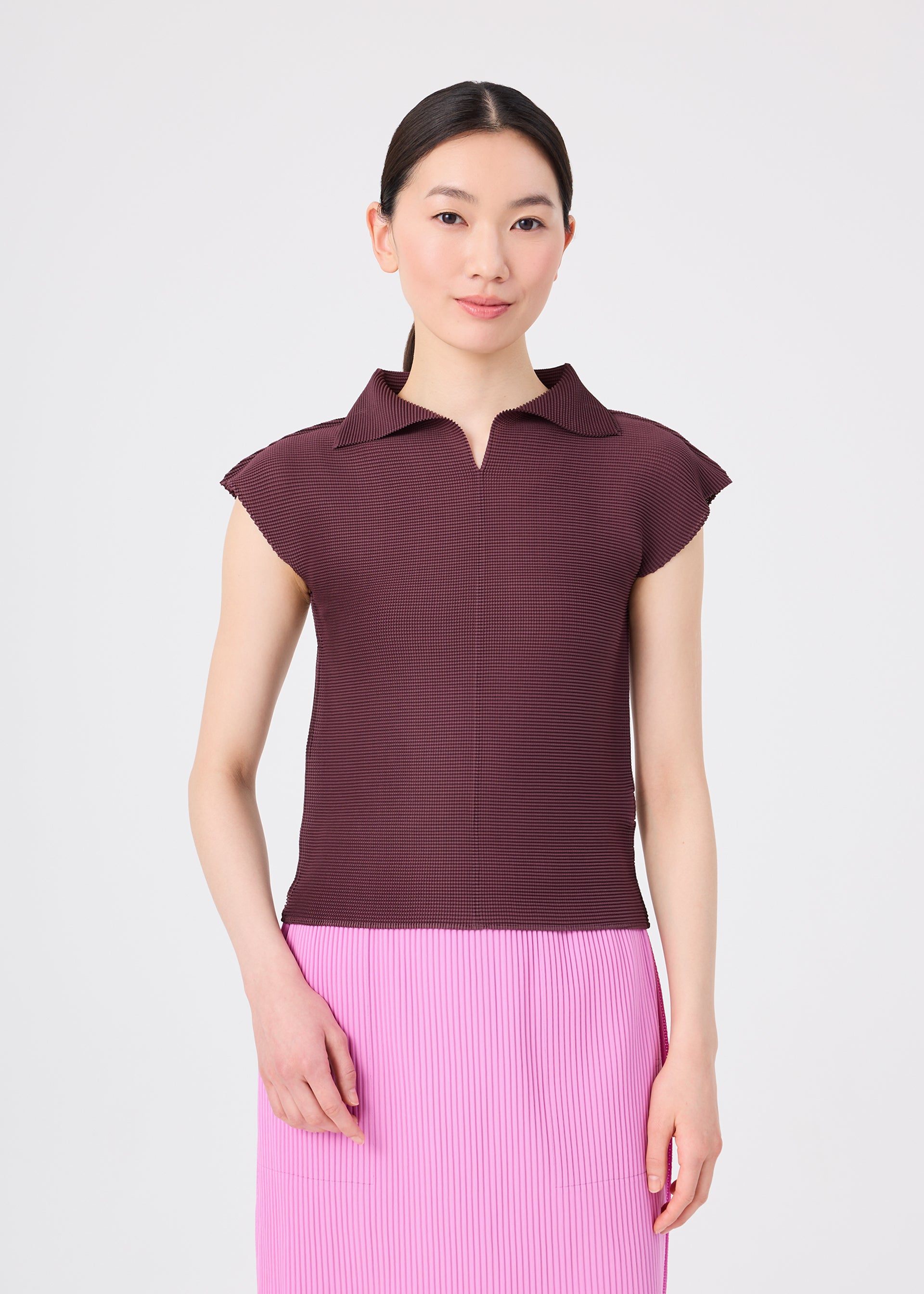 Issey Miyake Stretch Pleats 2 top bordeaux límec