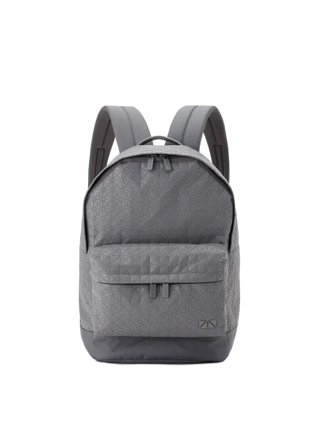 Issey Miyake Bao Bao Daypack One-Tone batoh šedý