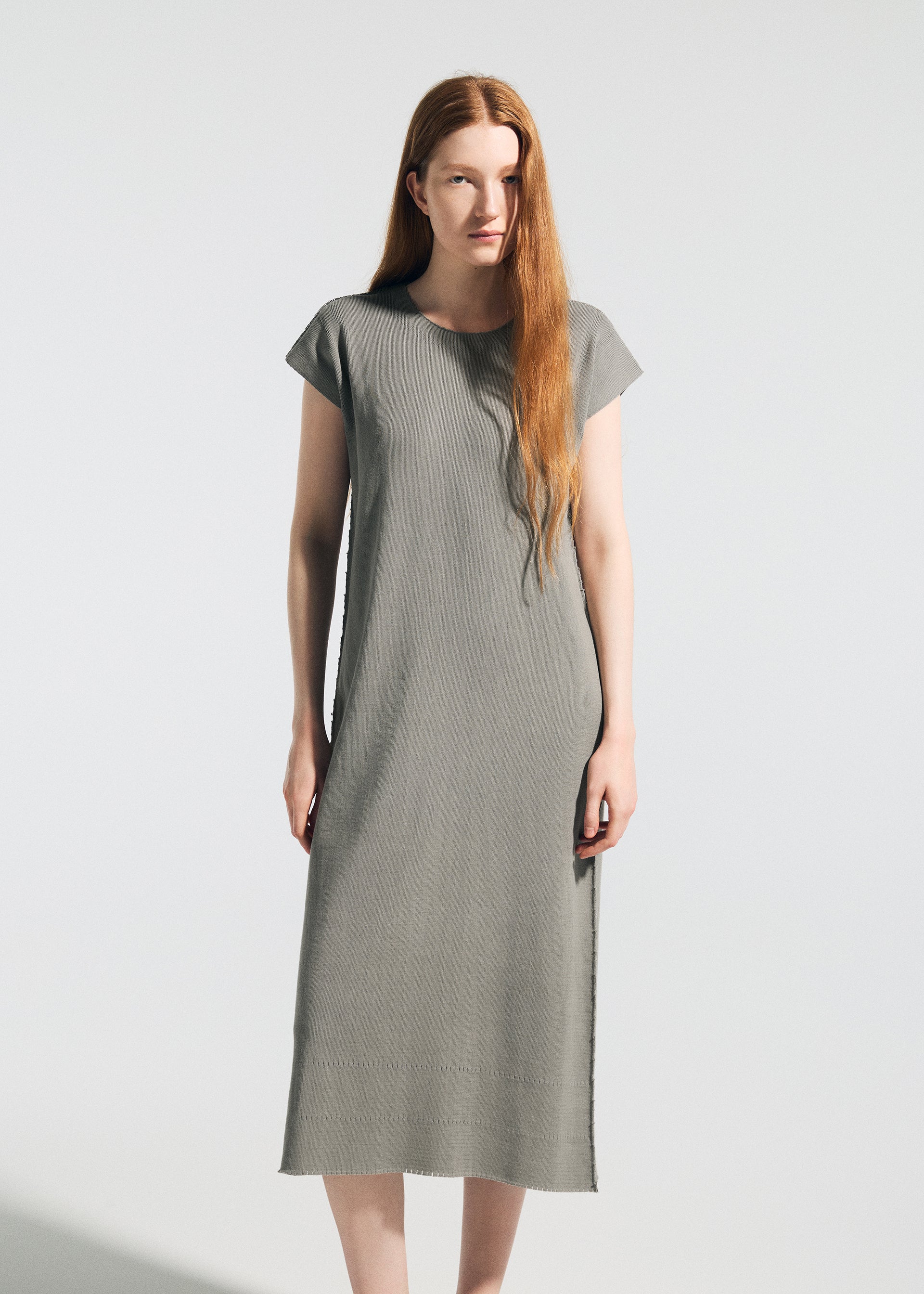 Issey Miyake Type-A 001-2 šaty šedé pletené