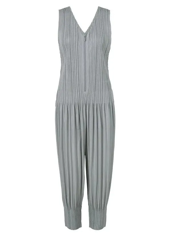 Issey Miyake Fluffy Basics plisovaný overal světle šedá