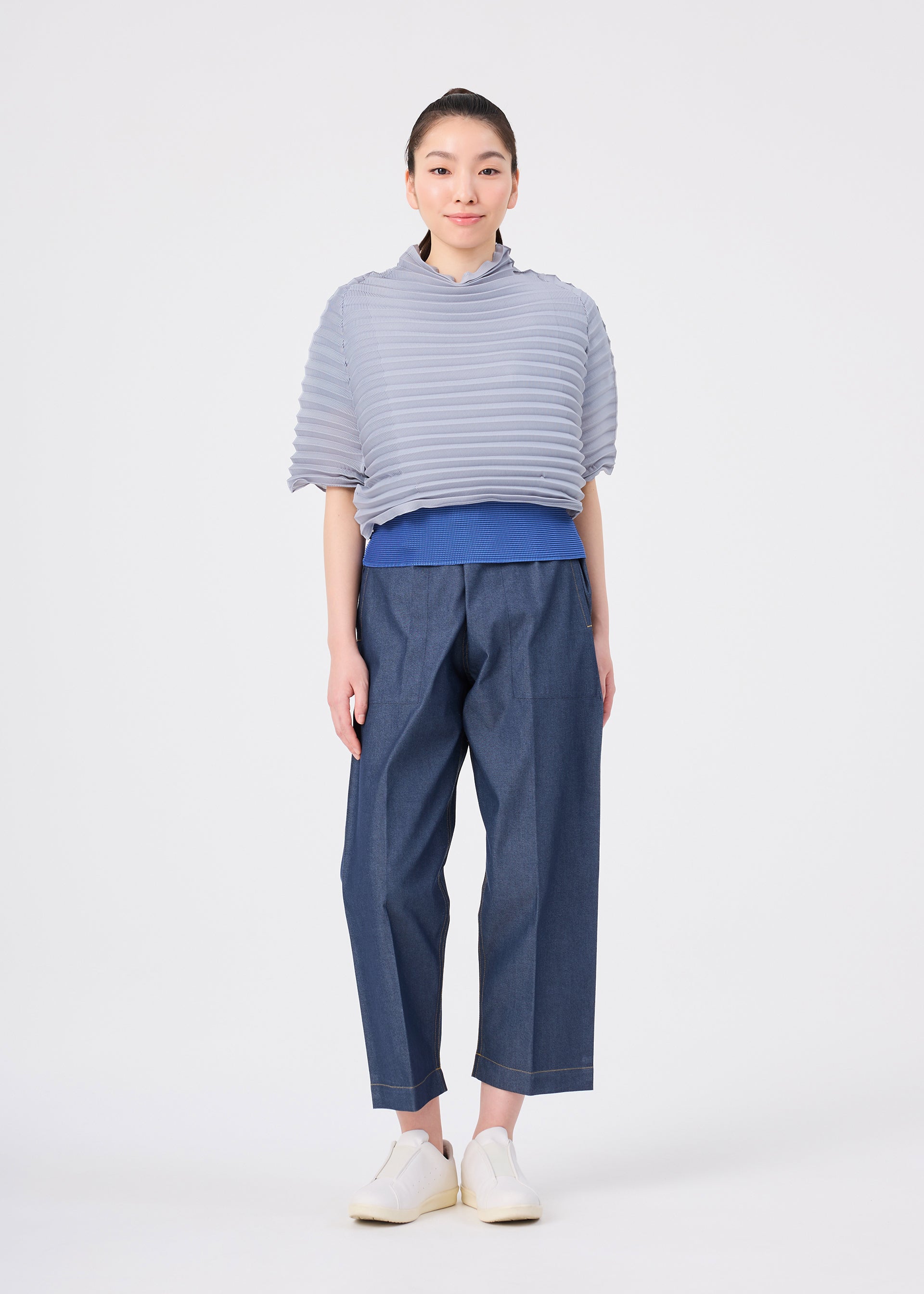 Issey Miyake Accordion Stretch Pleats top šedá plisovaný