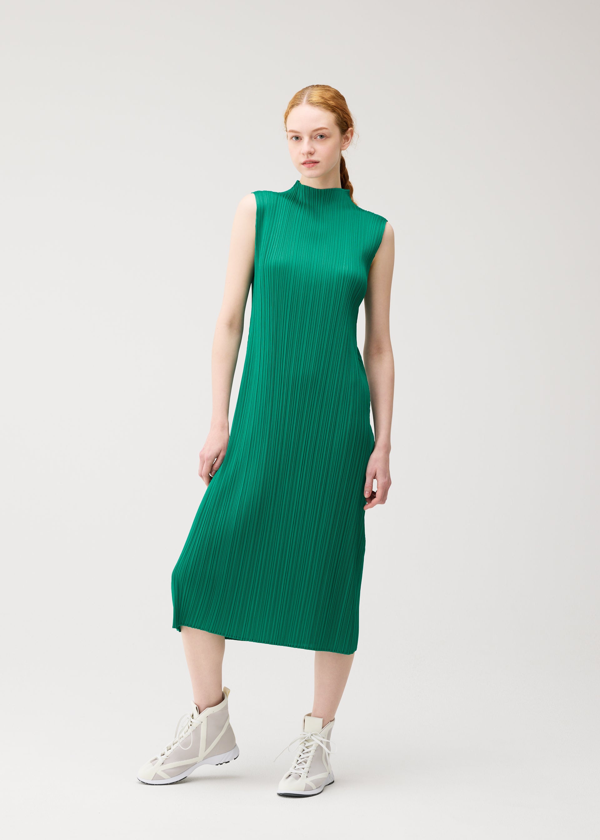 Issey Miyake Pleats Please Easy Knit tenisky bílé lehké
