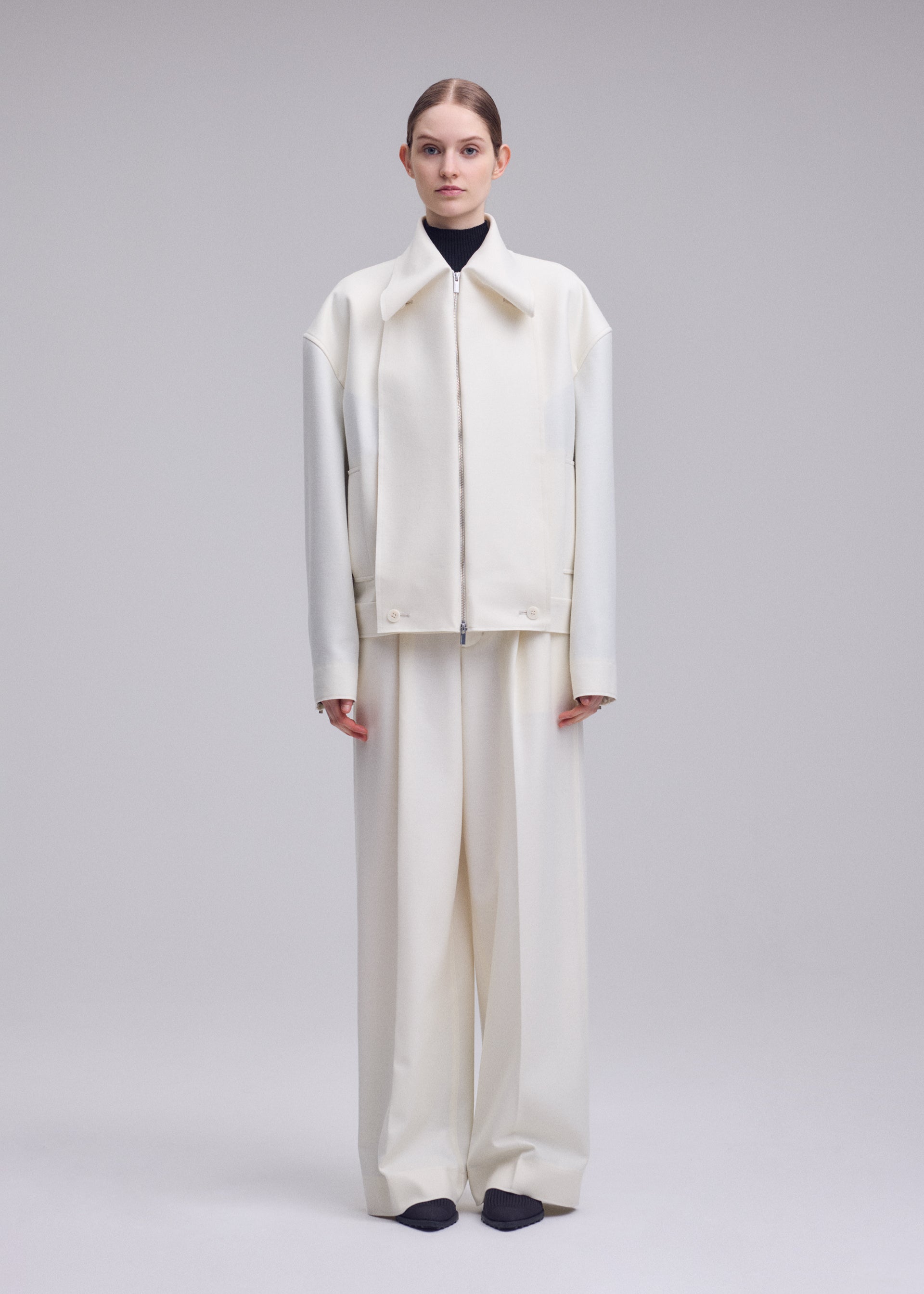 Issey Miyake SHELL bunda off-white vlněný úplet