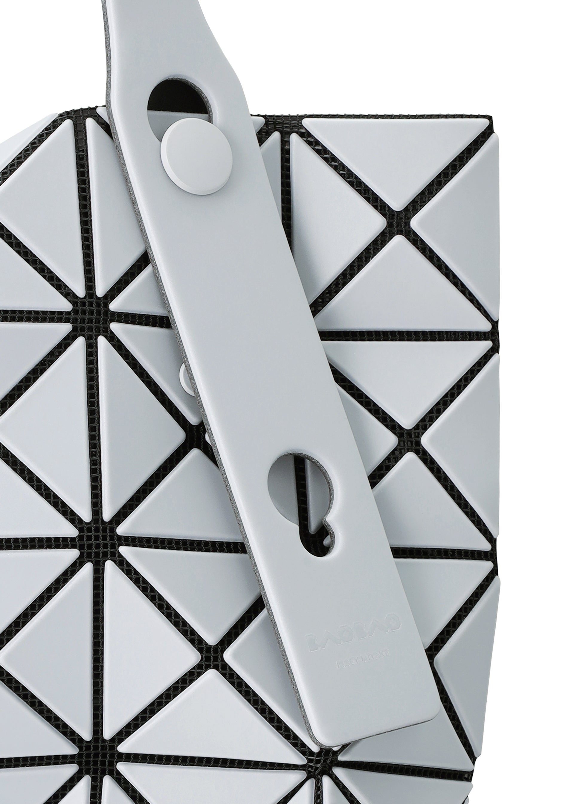 Issey Miyake Prism Frost tote šedá matná