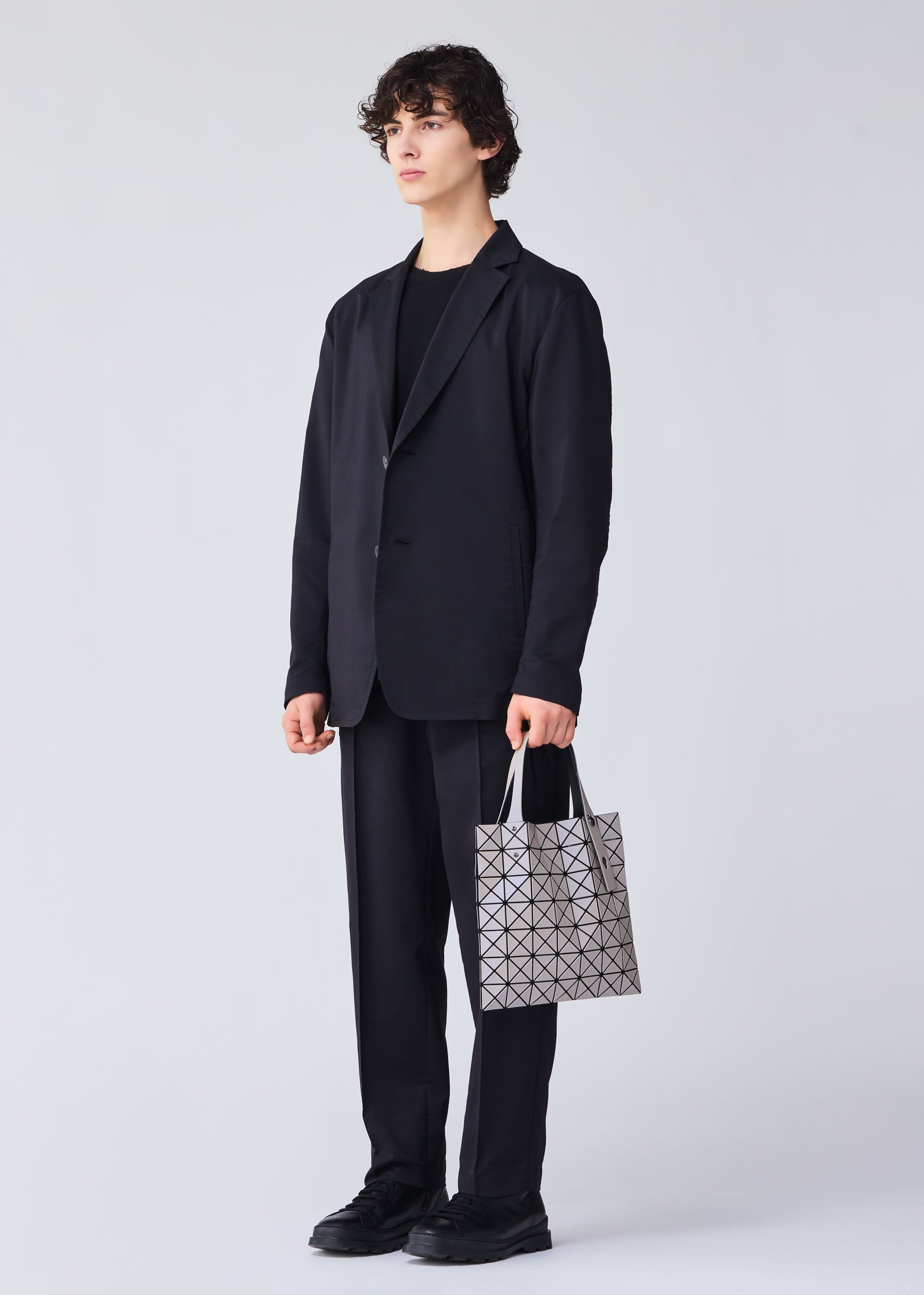Issey Miyake Prism Matte-2 tote kabelka white perleťová