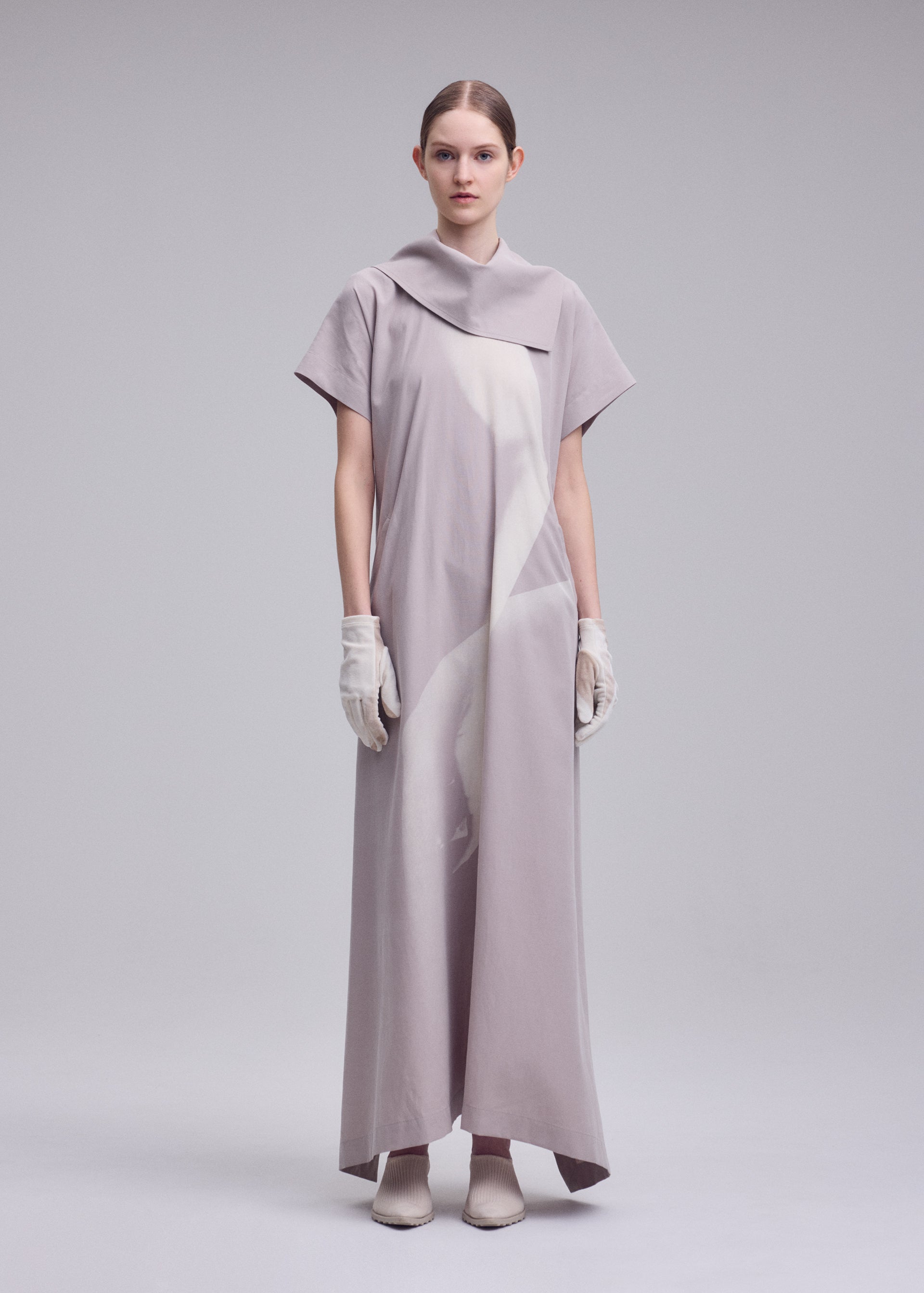 Issey Miyake Hands of Lover šaty černá vel. 2 vzorované