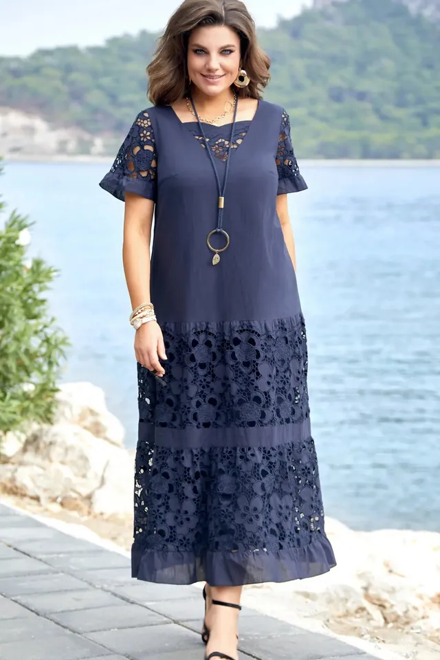 Norielle Kalina krajkové maxi šaty tmavě modrá