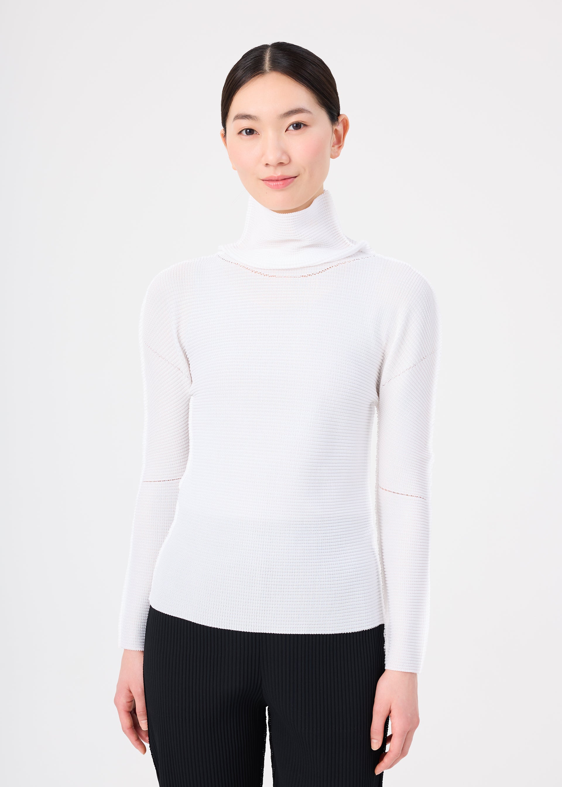 Issey Miyake Knit Stretch Pleats top černý rolák
