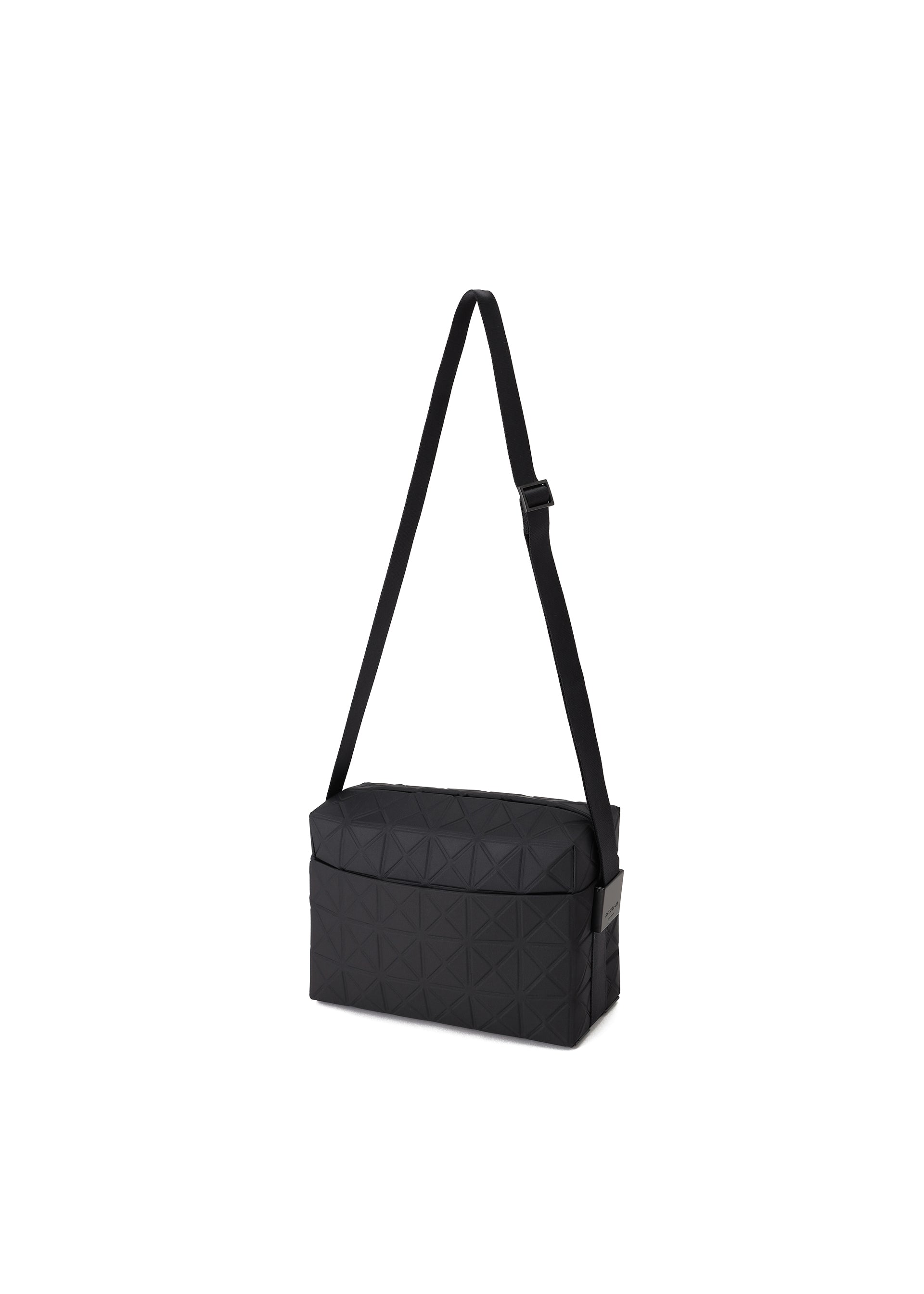 Issey Miyake Track kabelka crossbody lesklá