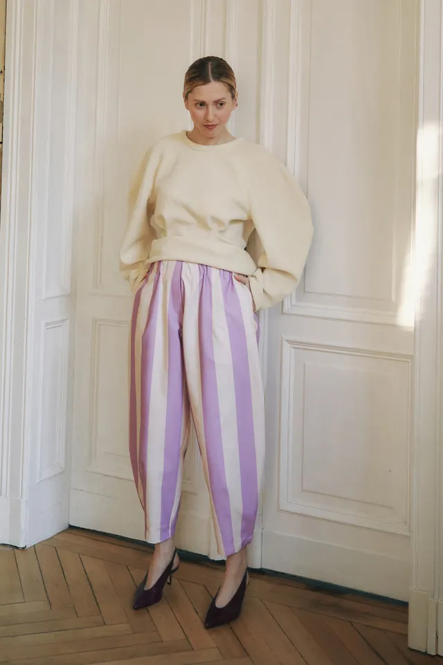 Aurelia & Zwei Frauen Paloma Oversized kalhoty pruhované ecru