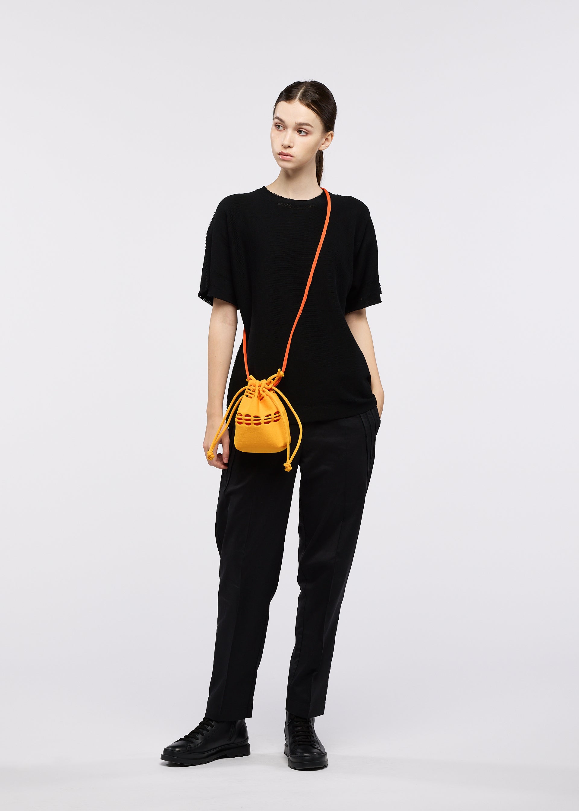 Issey Miyake Mokko Pocket Bi-Color kabelka šedá