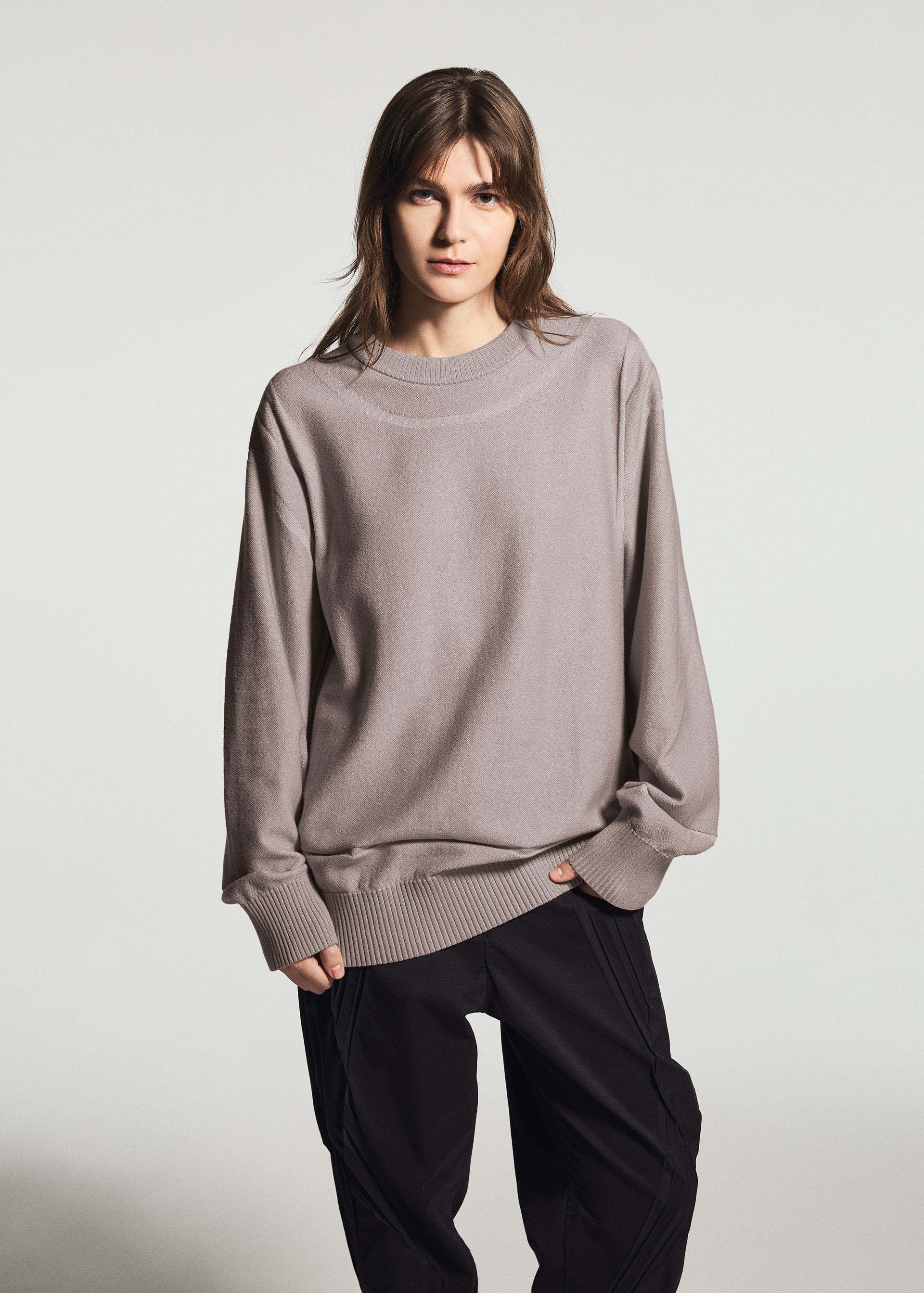 Issey Miyake TYPE-K 010 pletený top černá dlouhý rukáv